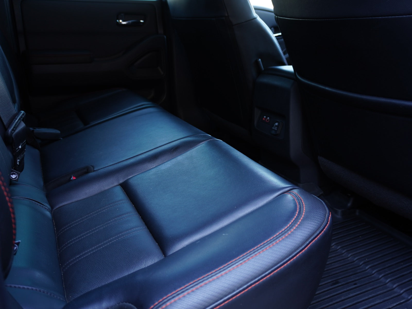 Nissan Frontier PRO-4X 2023🛻✨