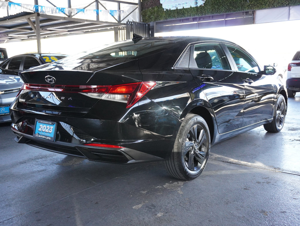 Hyundai Elantra GLS 2023