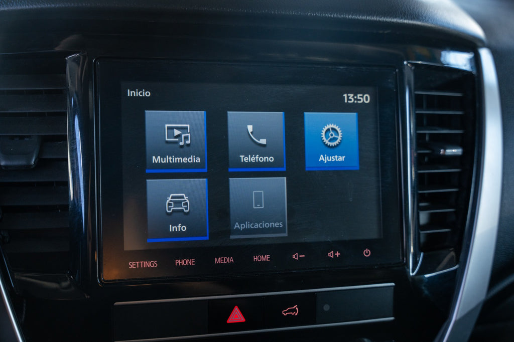 Mitsubishi Montero SE 2021