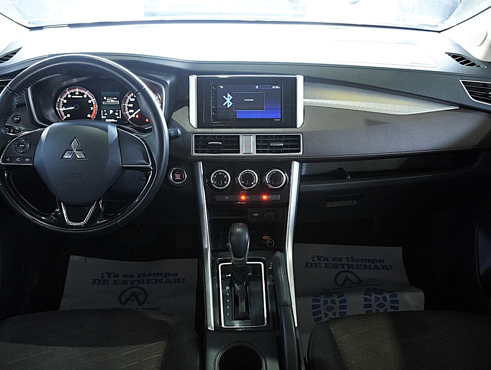 Mitsubishi Xpander Cross 2023