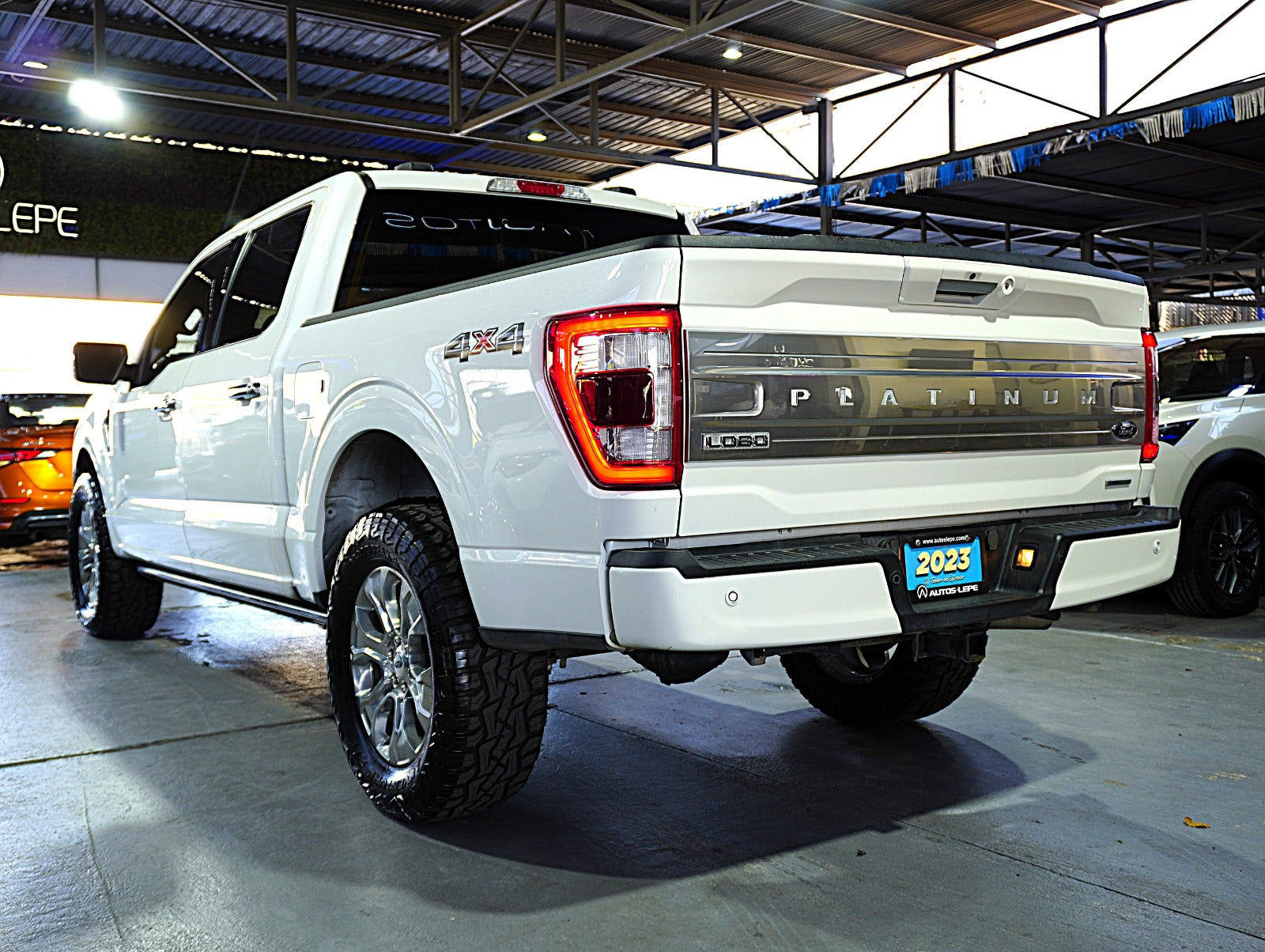 Ford Lobo Platinum 2023