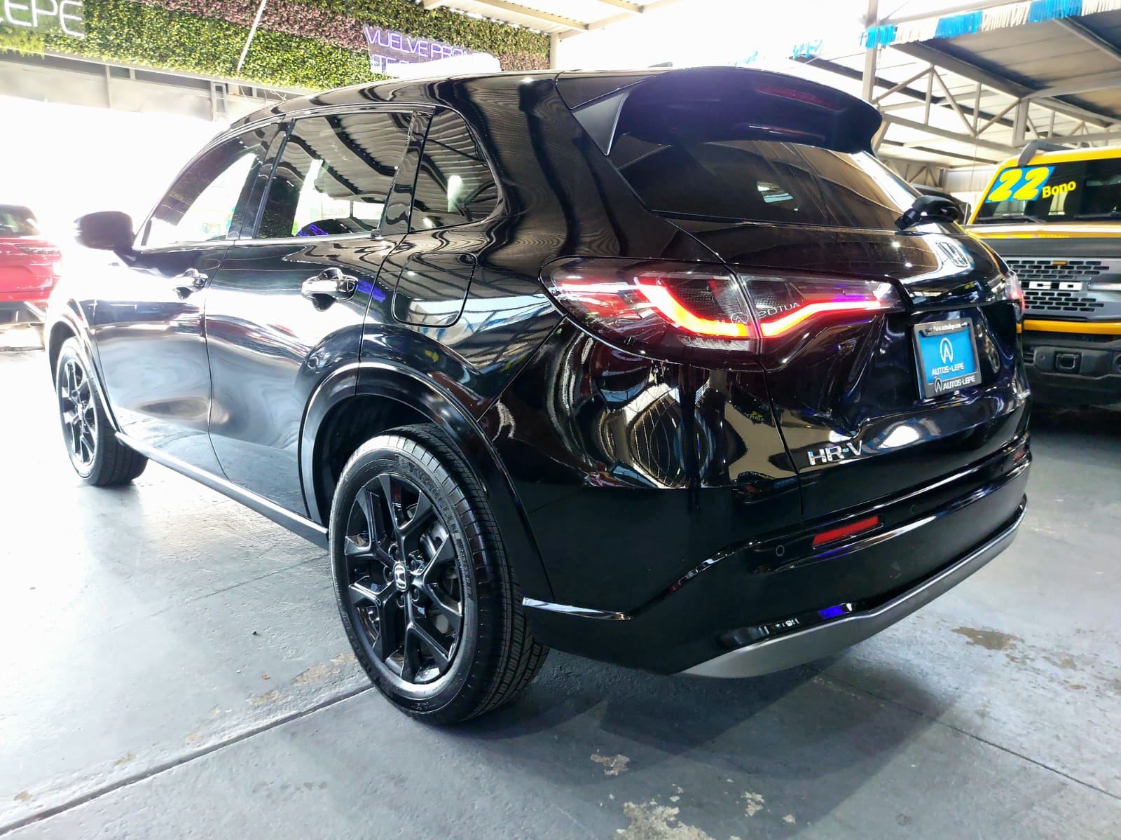Honda HRV Touring 2025