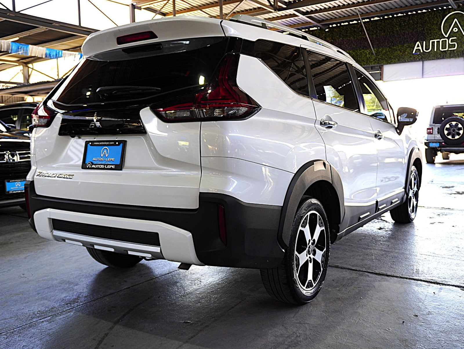 MITSUBISHI XPANDER GLS 2023