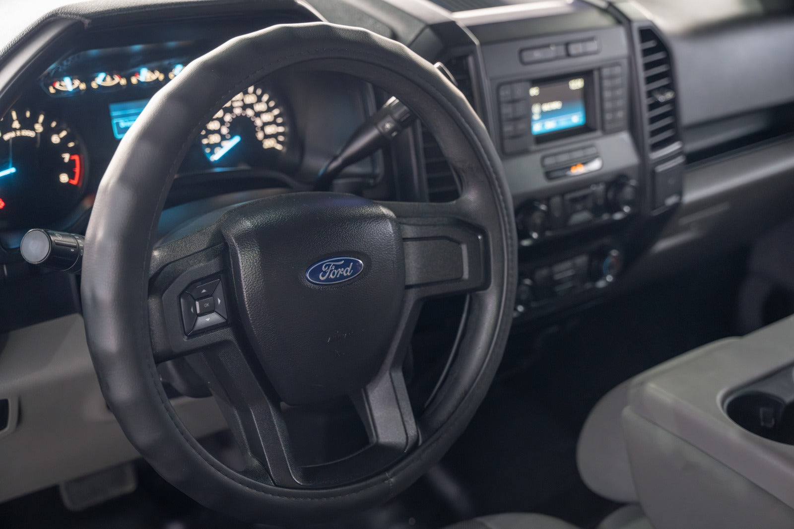 Ford F-150 XL 4X2 Super Crew 2019