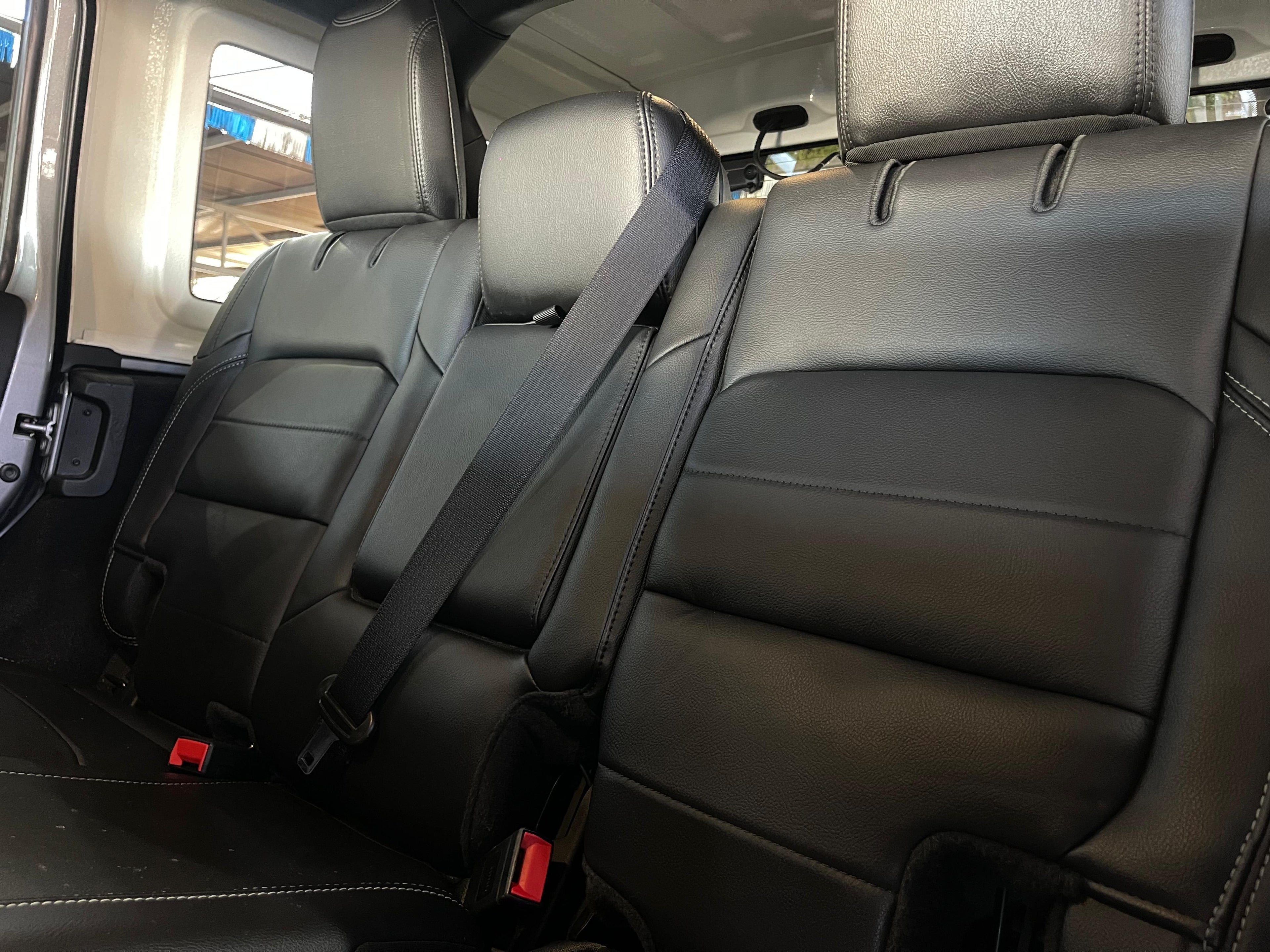 Jeep Wrangler Unlimited Sahara 2021