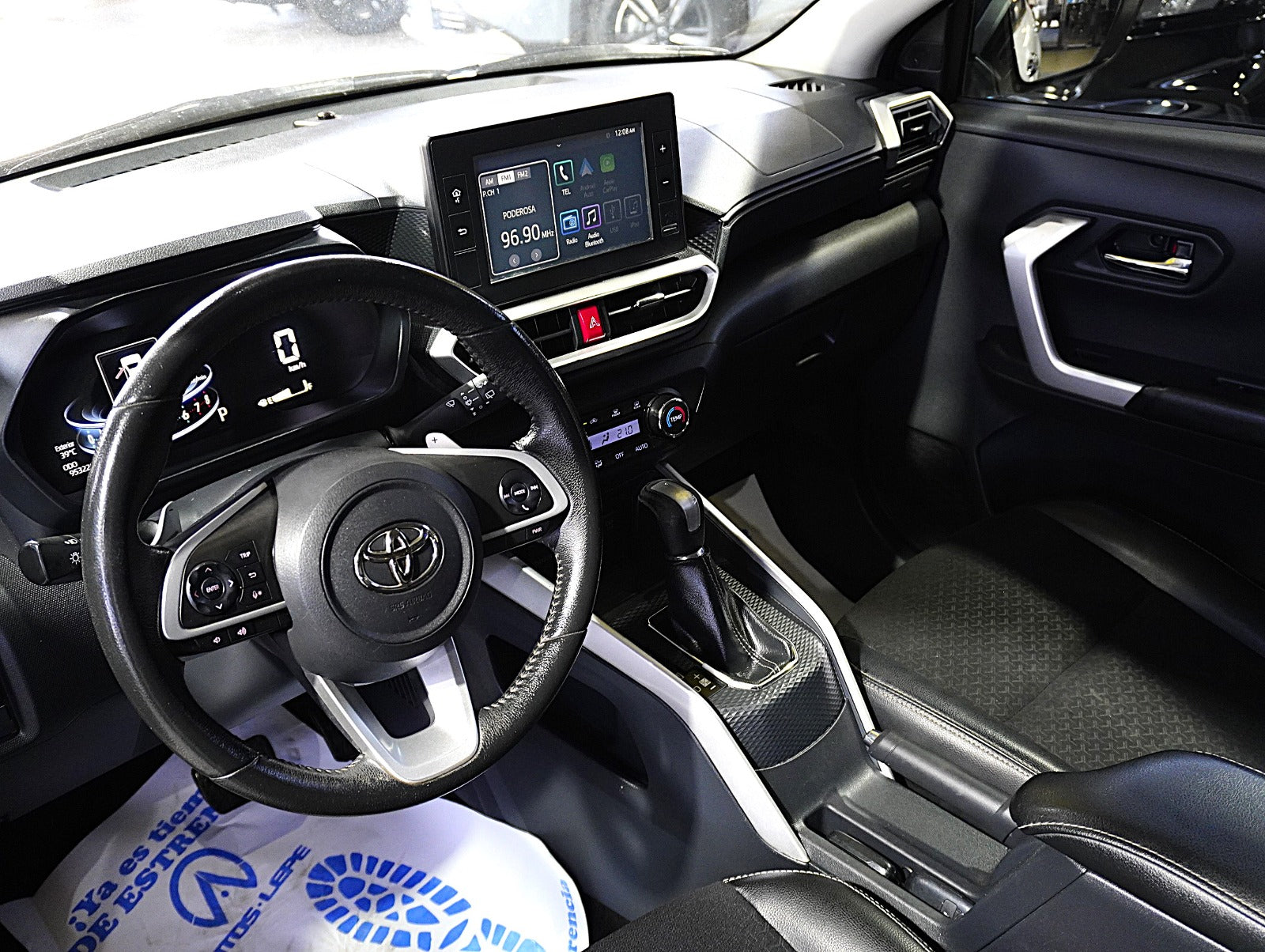 Toyota Raize XLE 2022