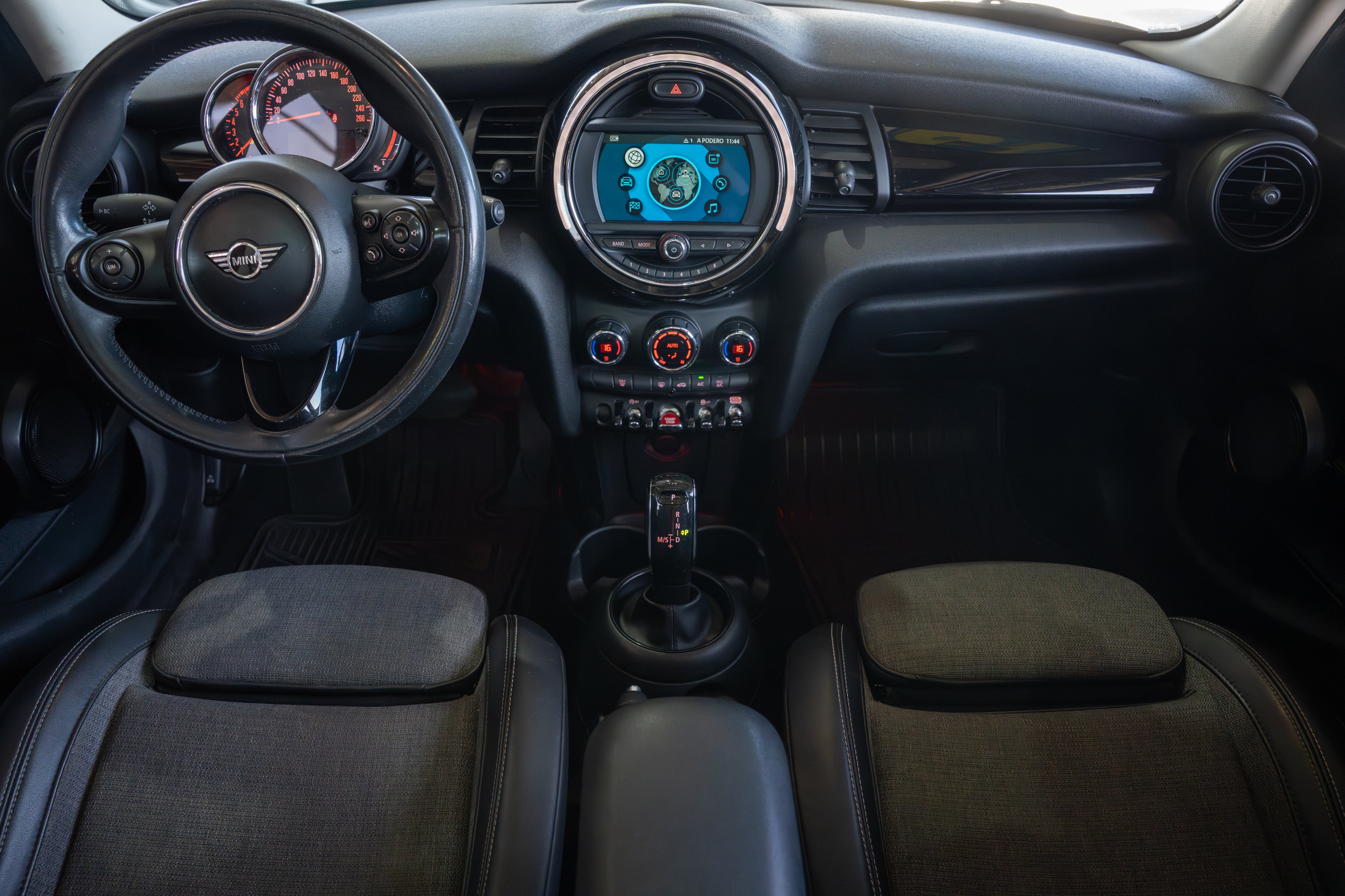 Mini Cooper Chilli 2019