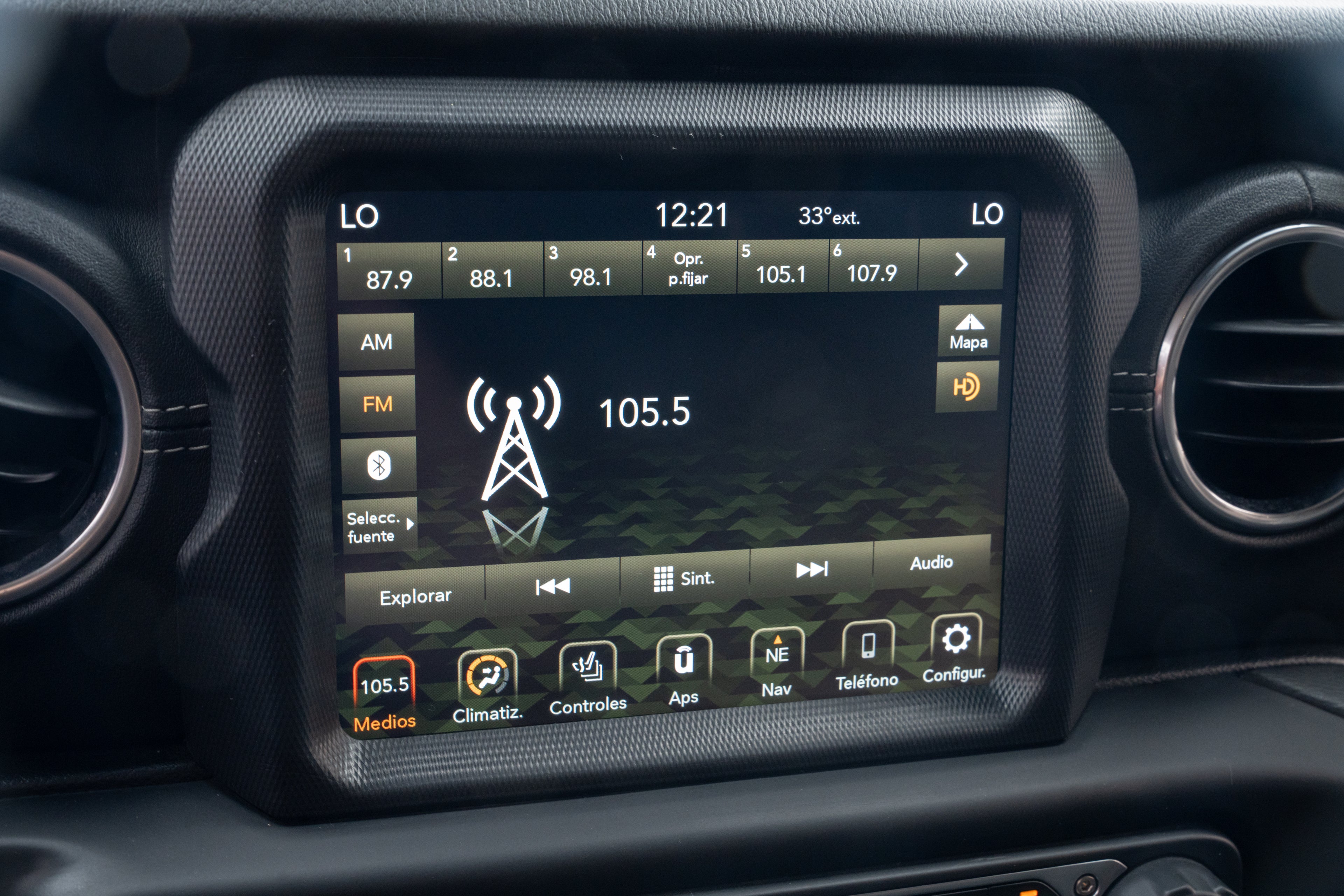 Jeep Wrangler Sahara 2021