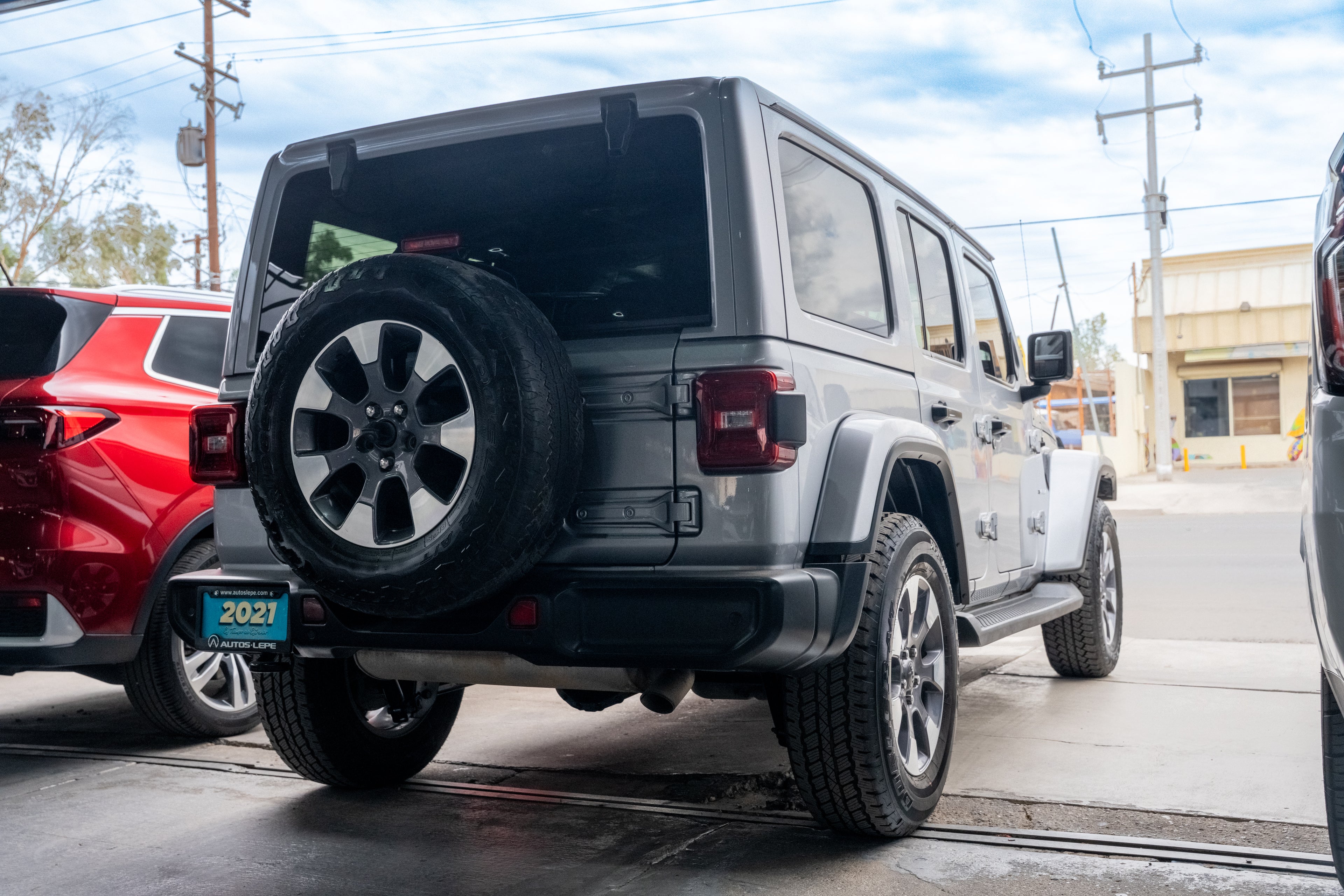 Jeep Wrangler Sahara 2021