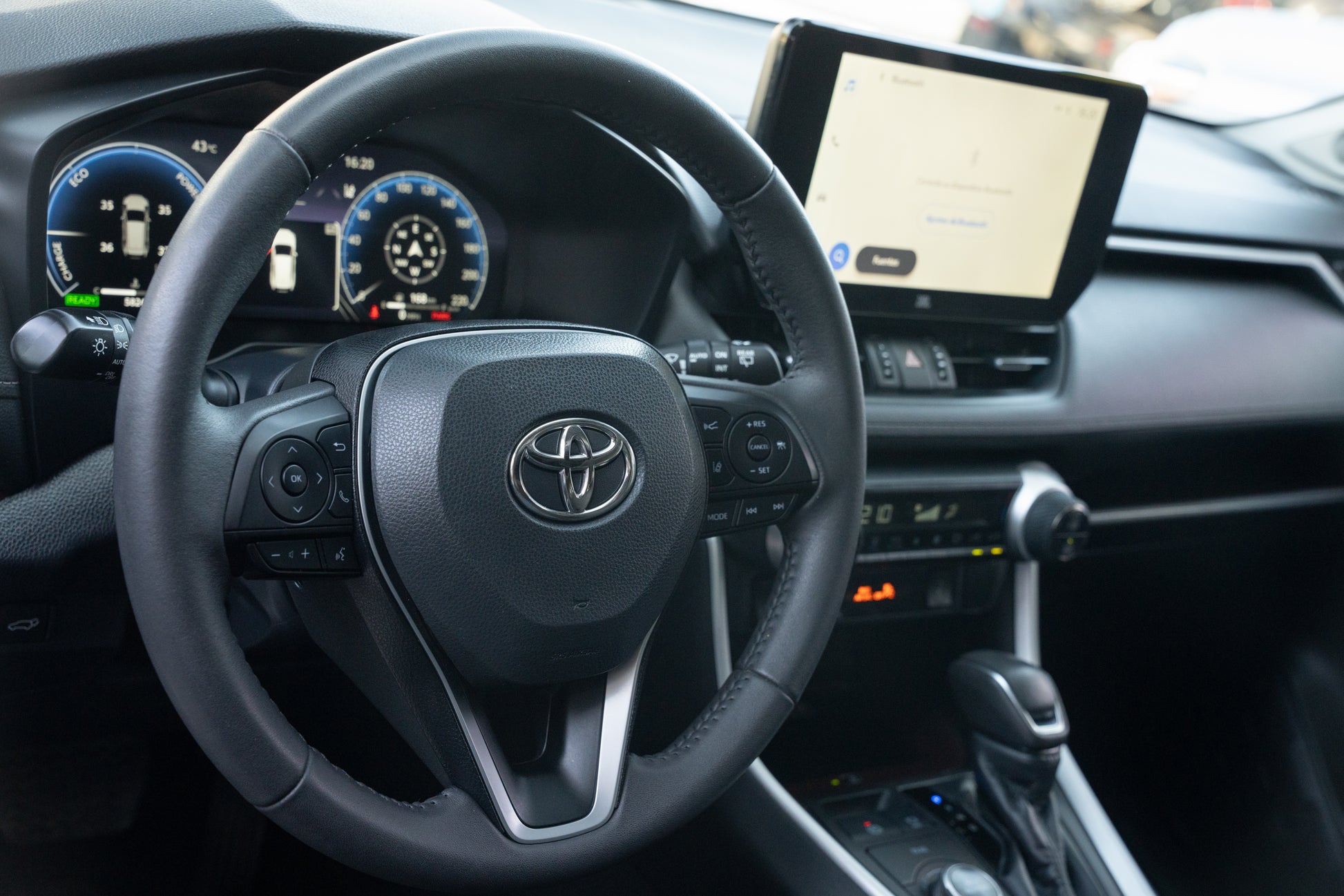 Toyota RAV4 Limited Hibrida 2023