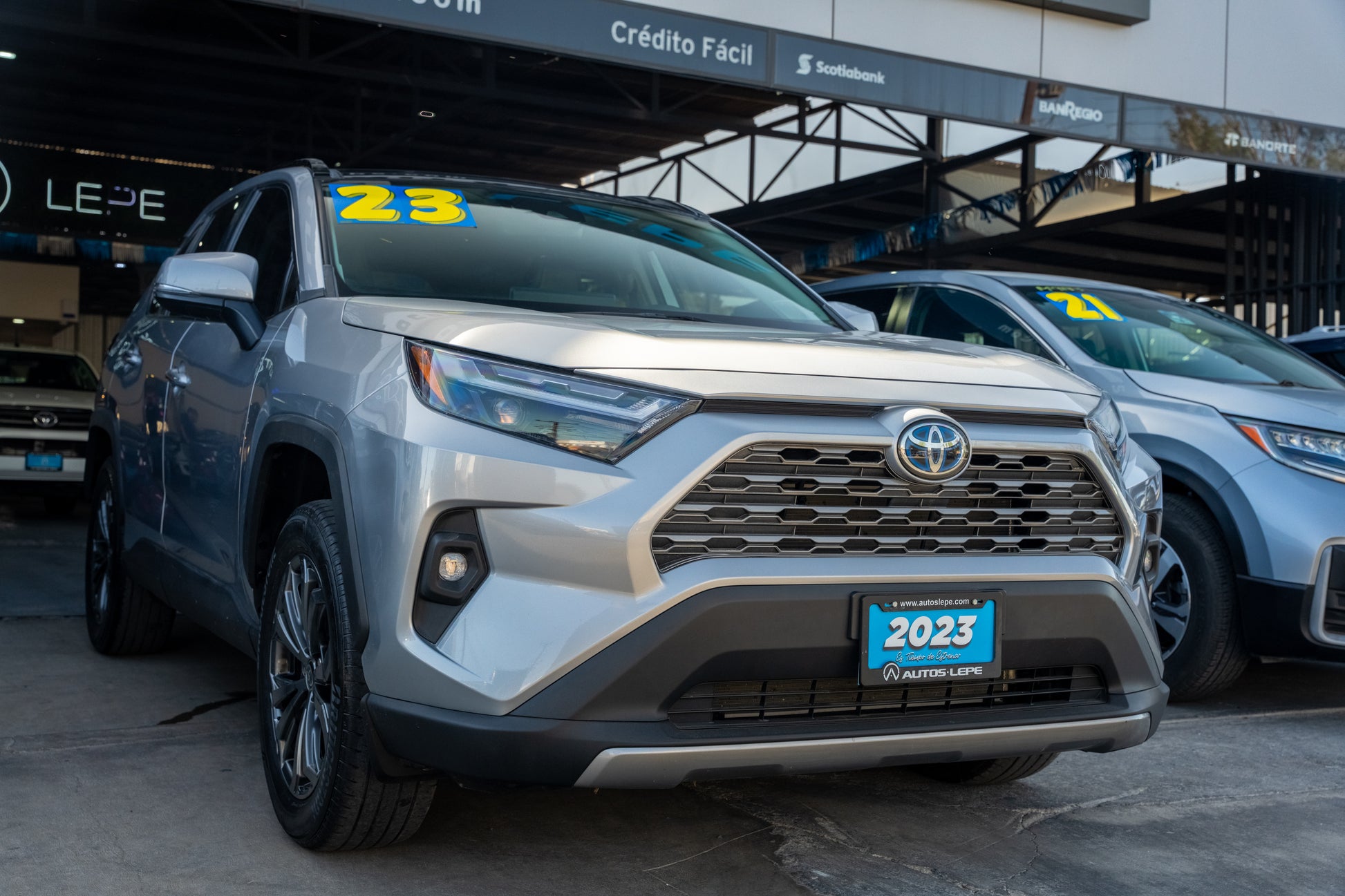 Toyota RAV4 Limited Hibrida 2023
