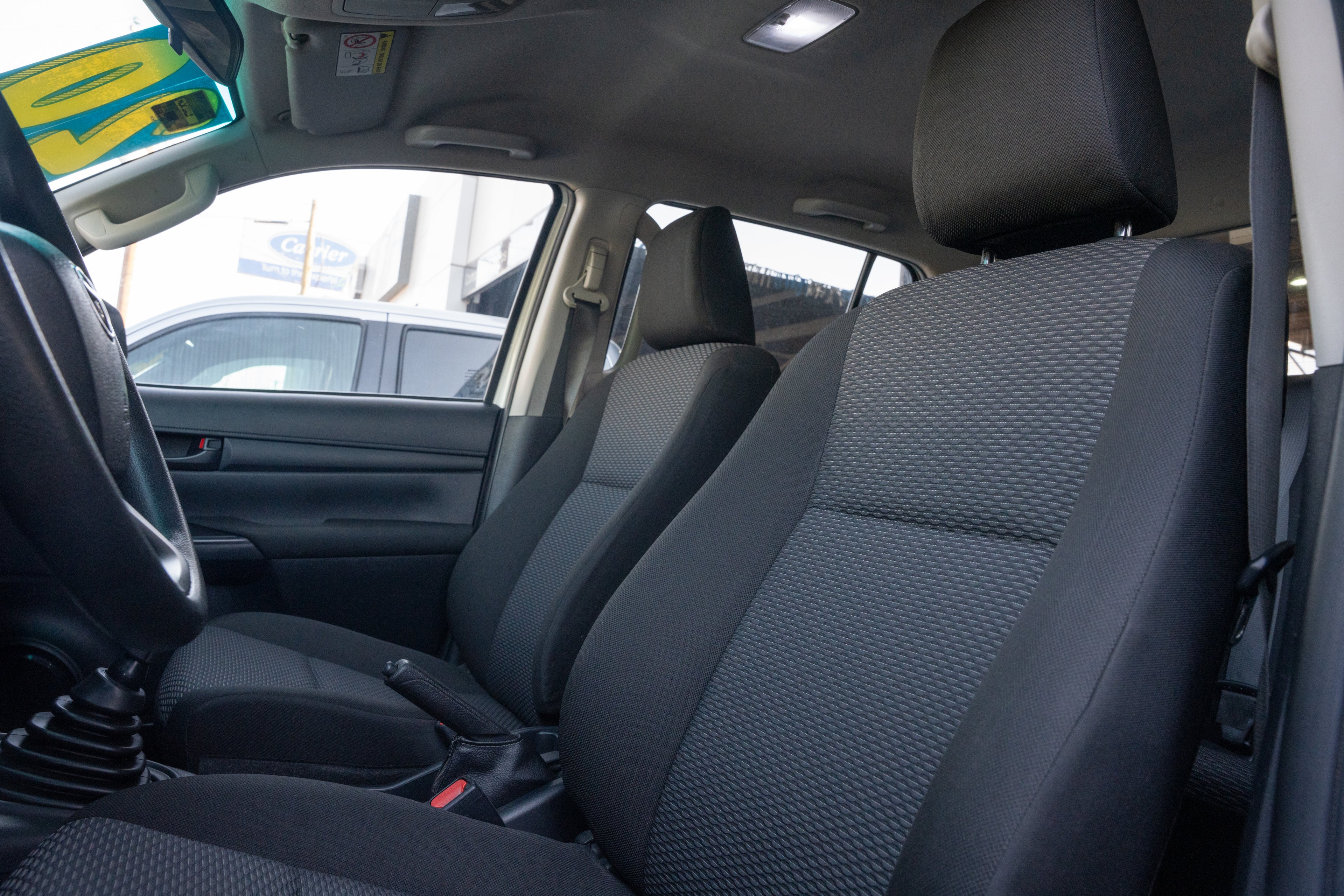 Toyota Hilux SR 2020