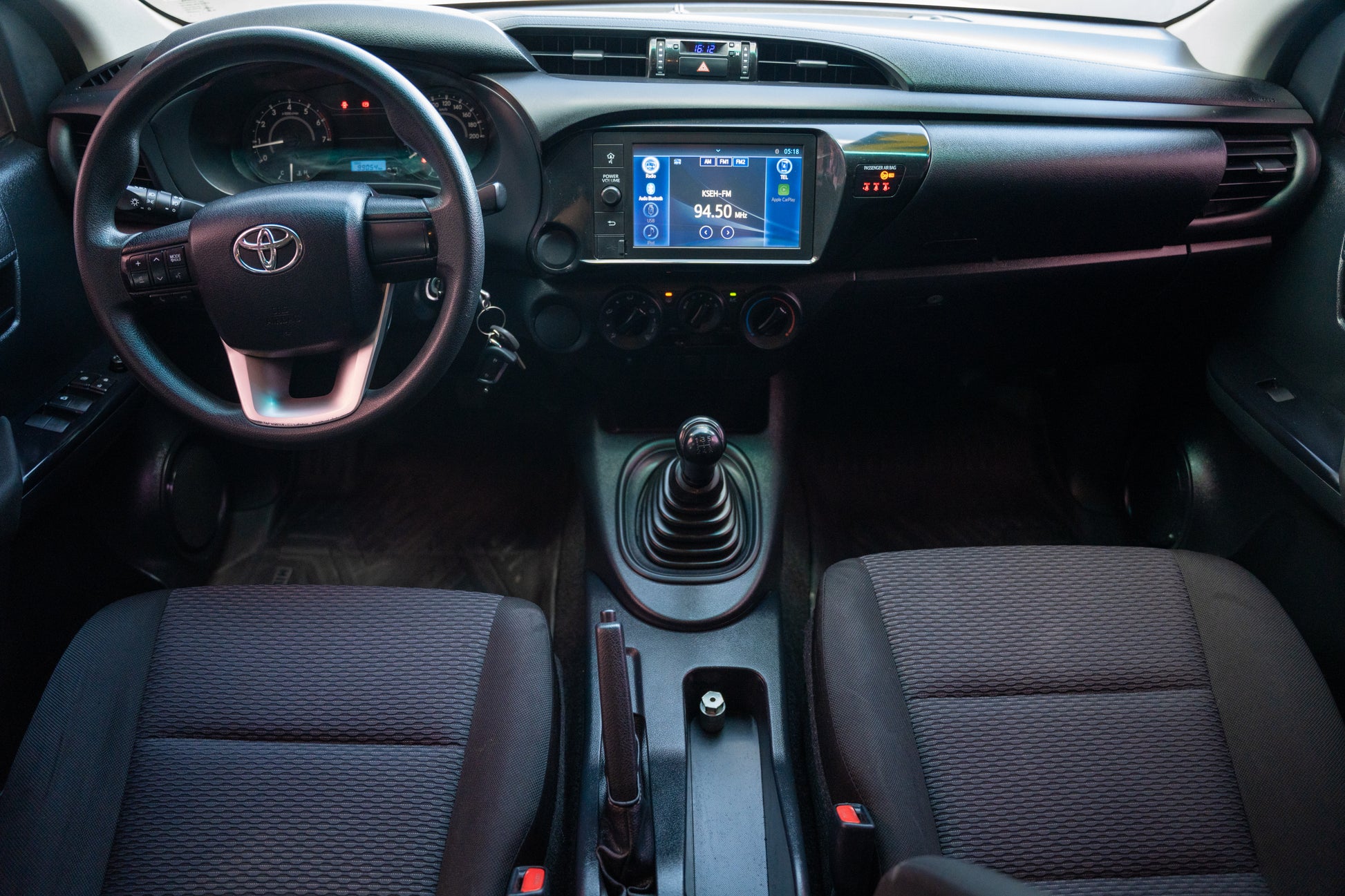 Toyota Hilux SR 2022