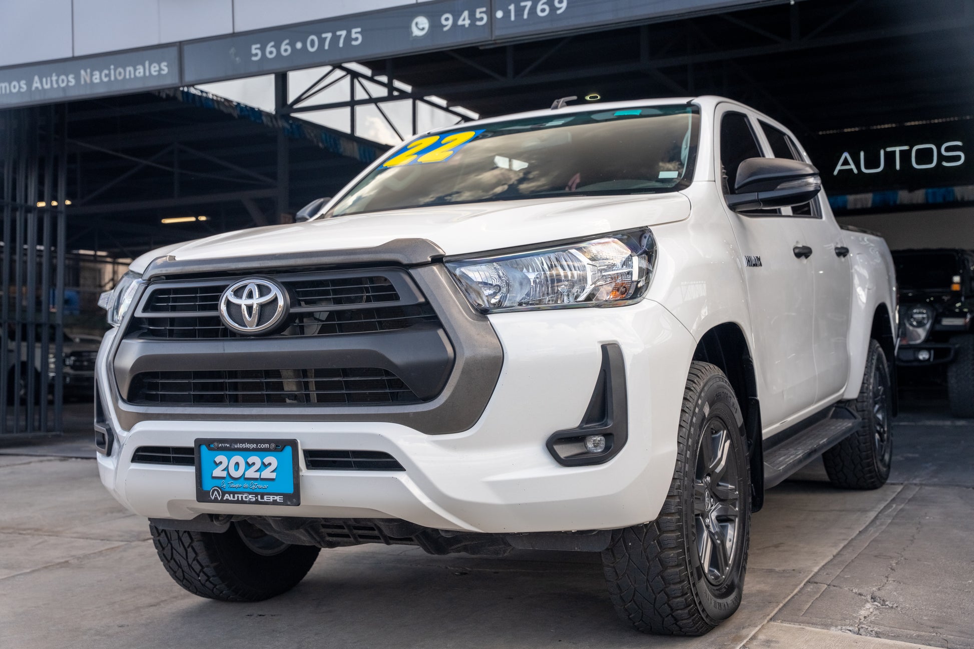 Toyota Hilux SR 2022