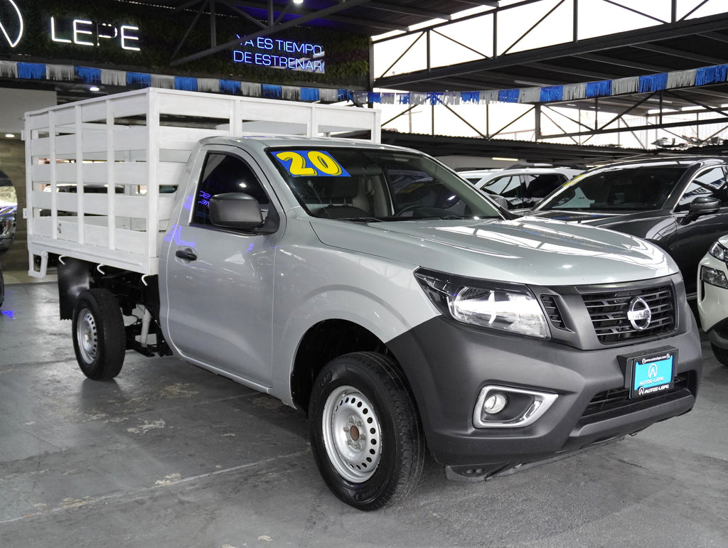 Nissan NP300 Estaca 2020