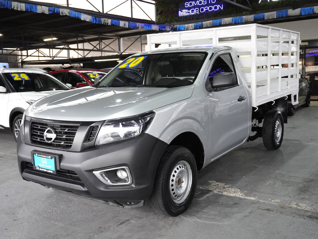 Nissan NP300 Estaca 2020