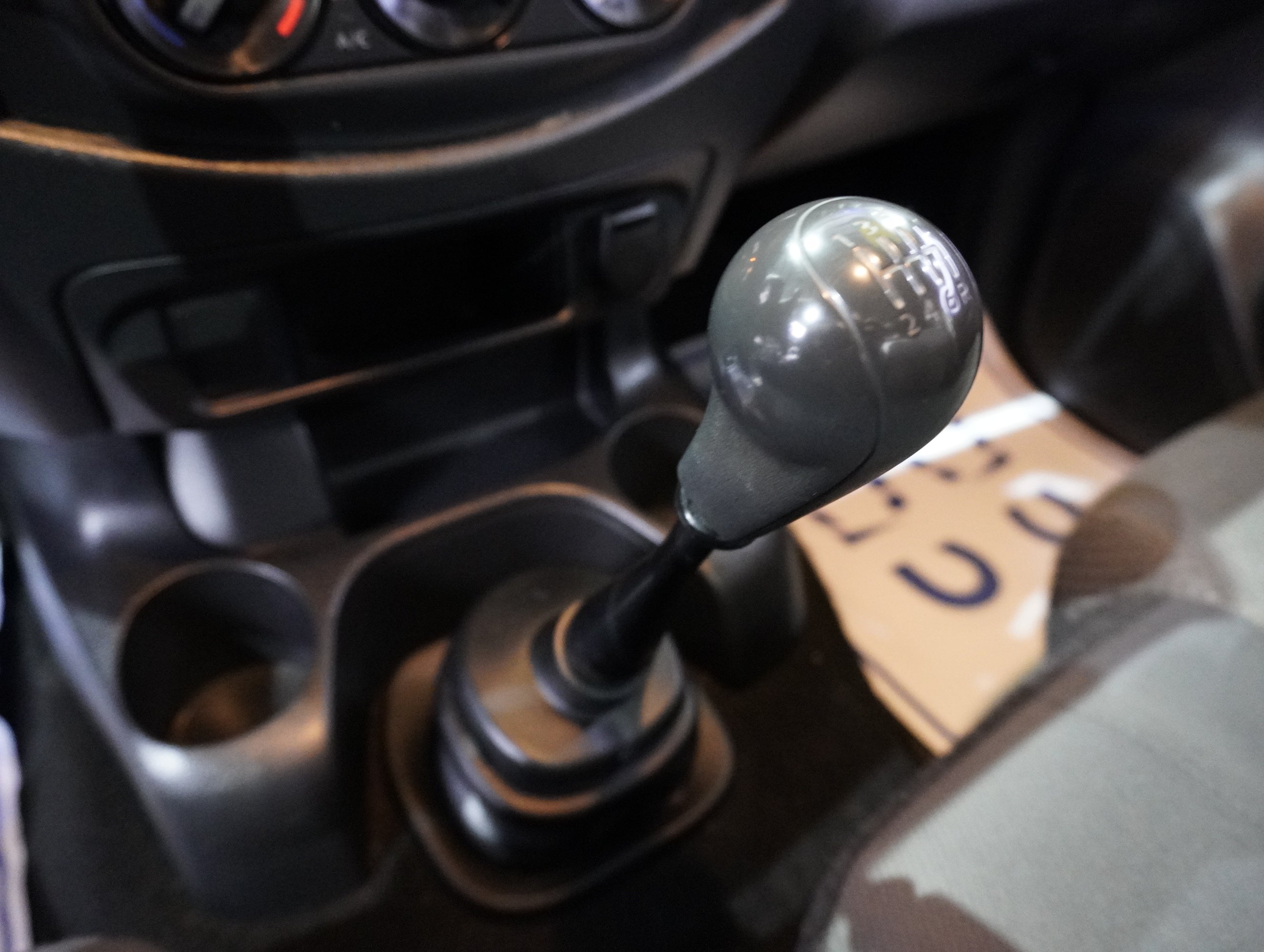 Nissan NP300 Estaca 2020