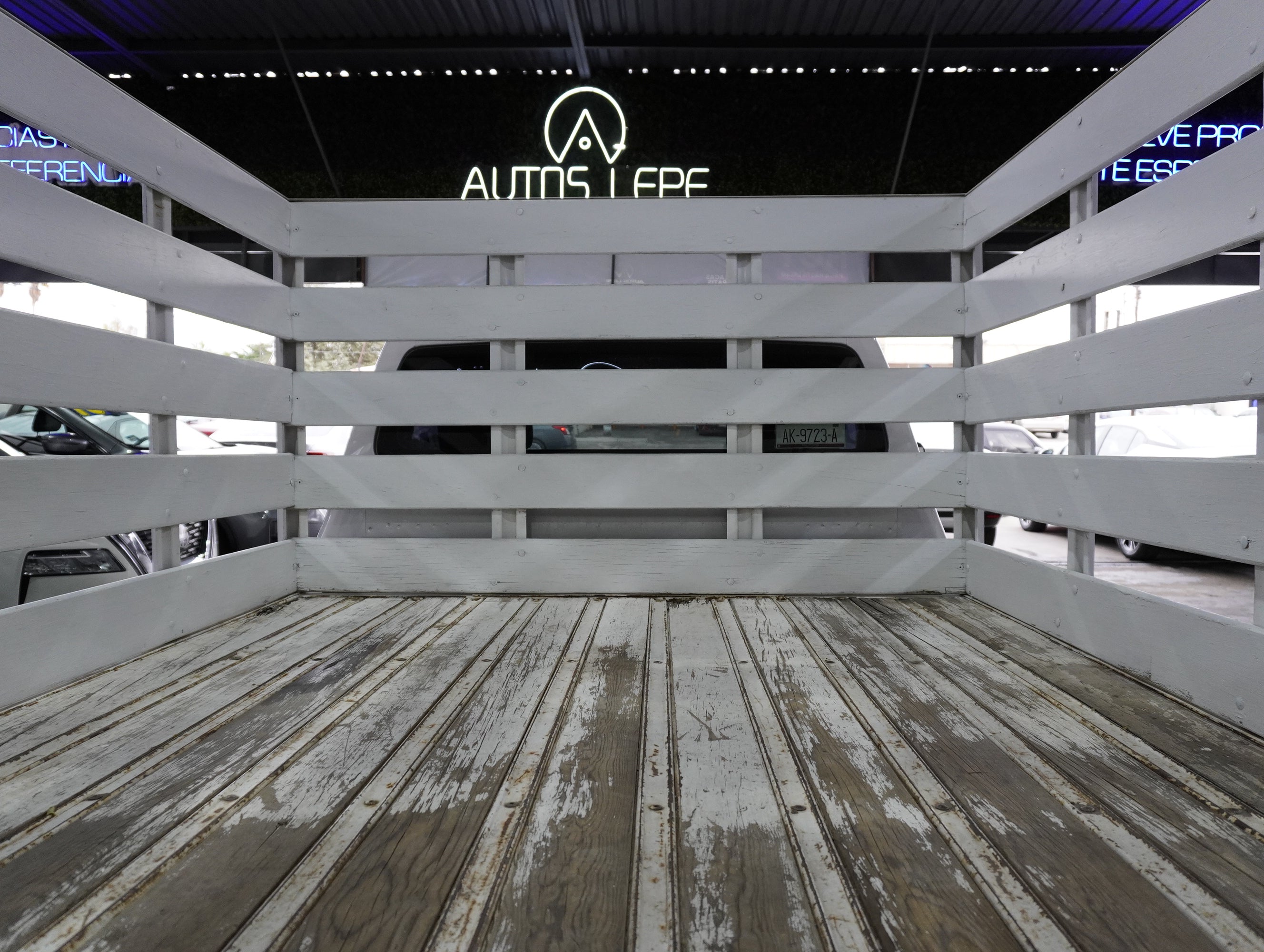 Nissan NP300 Estaca 2020