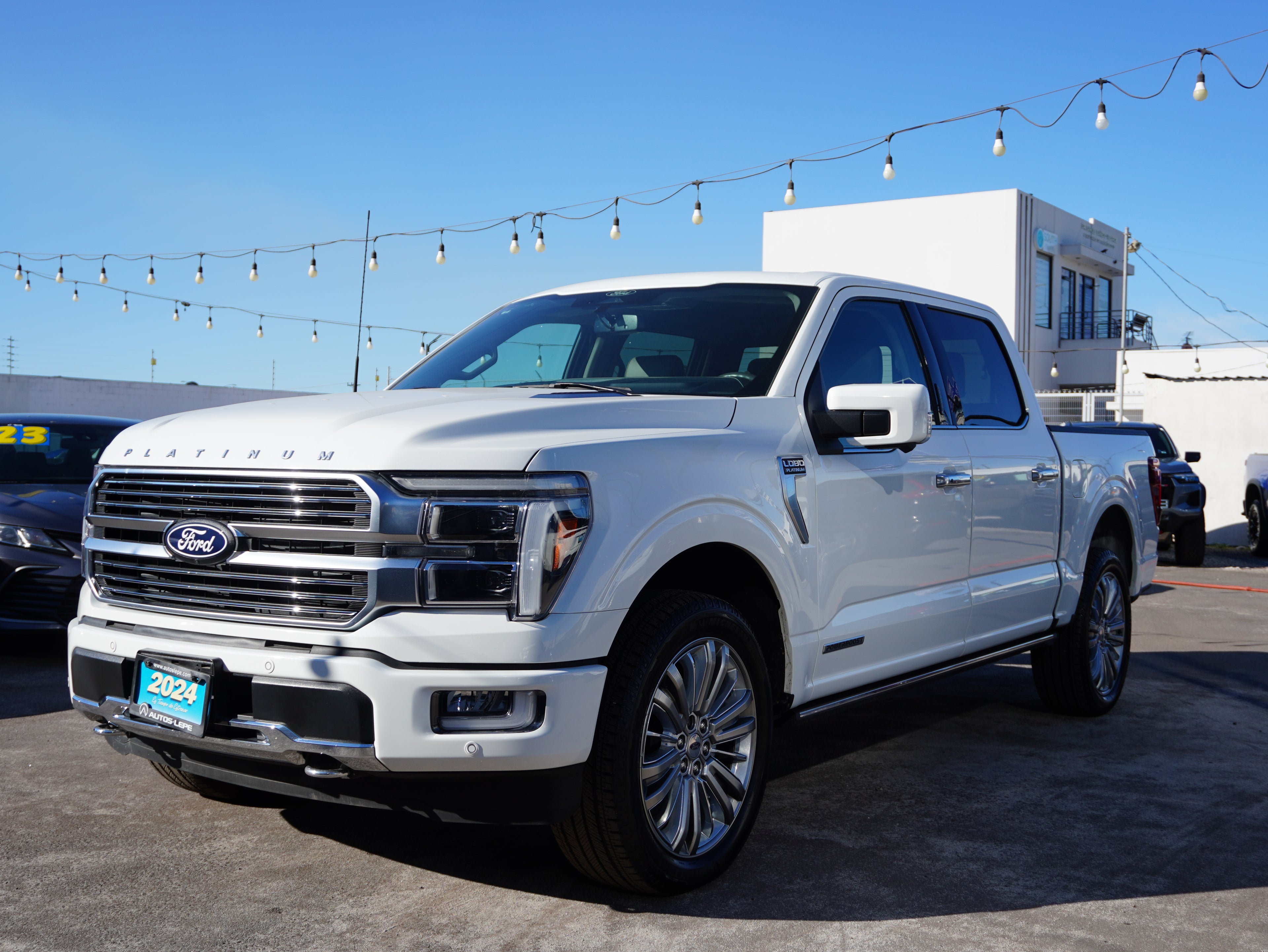 Ford Lobo Platinum 4x4 2024