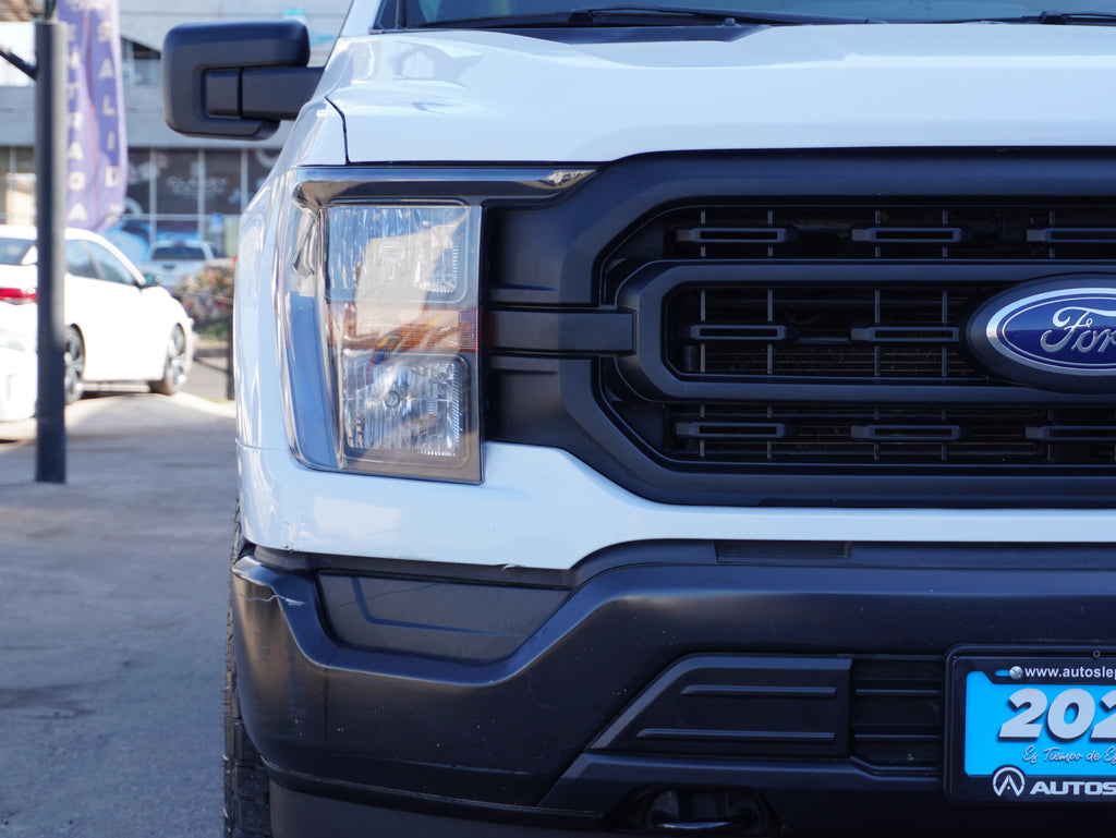 Ford F-150 XL 4X4 2023