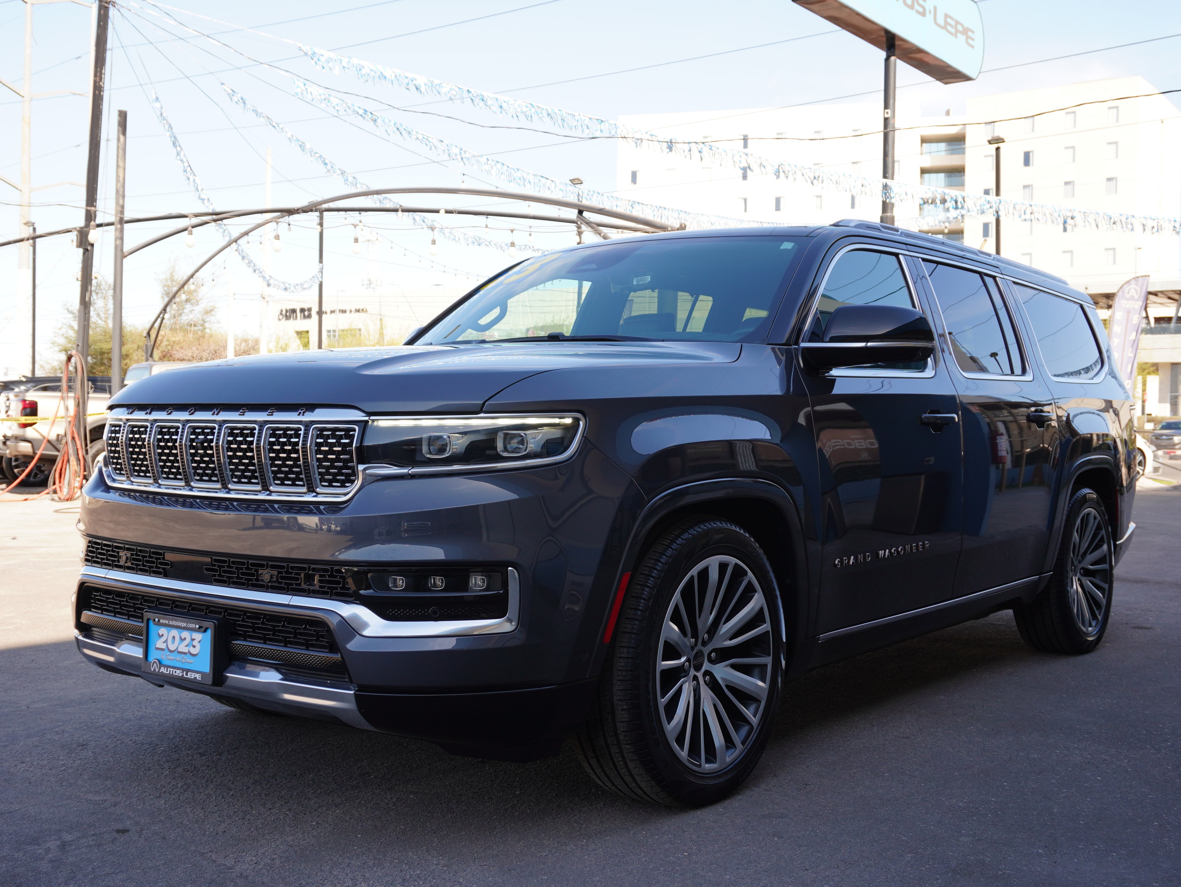 Jeep Grand Wagoneer 4x4 2023 Nacional