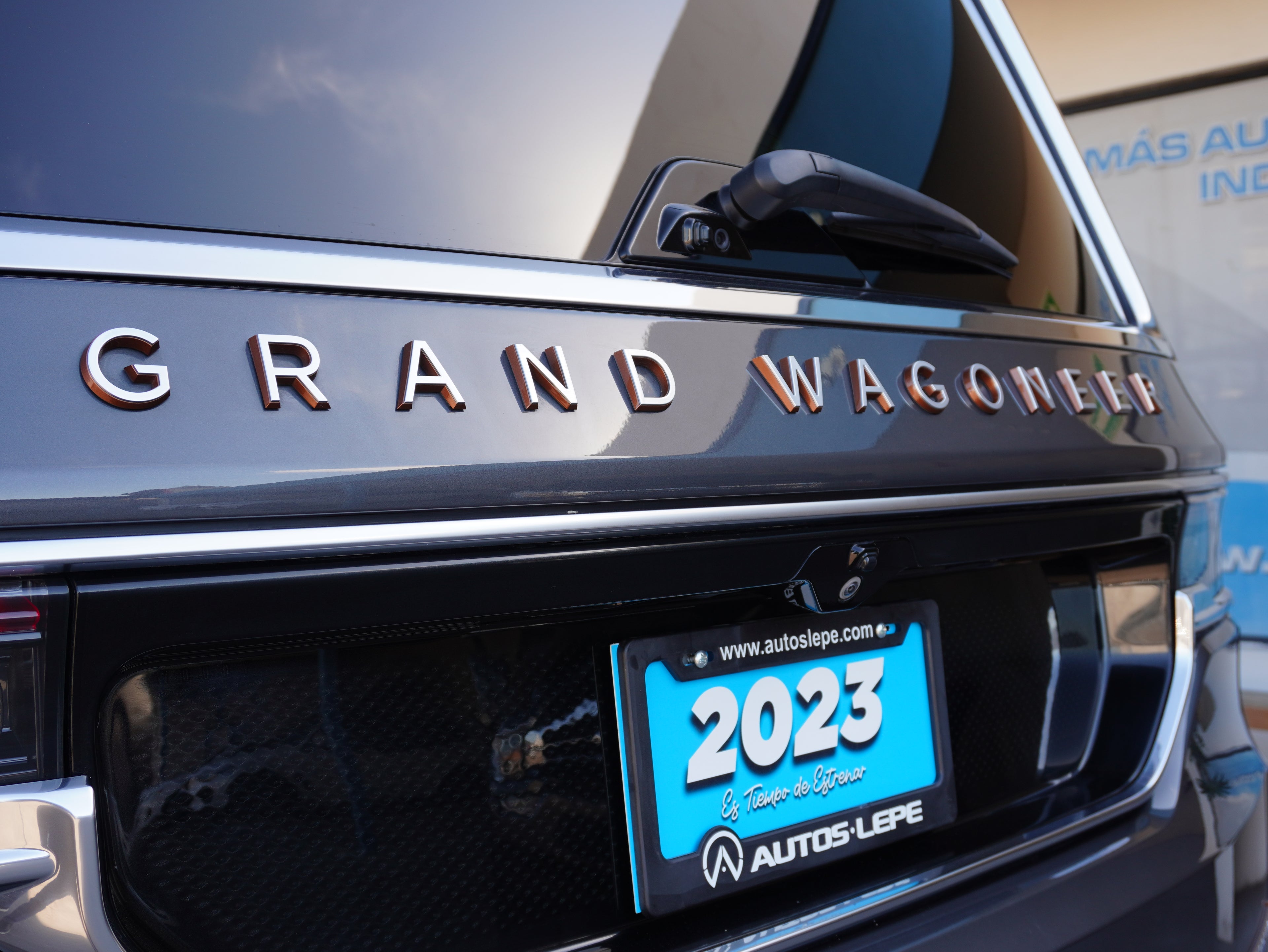 Jeep Grand Wagoneer 4x4 2023 Nacional