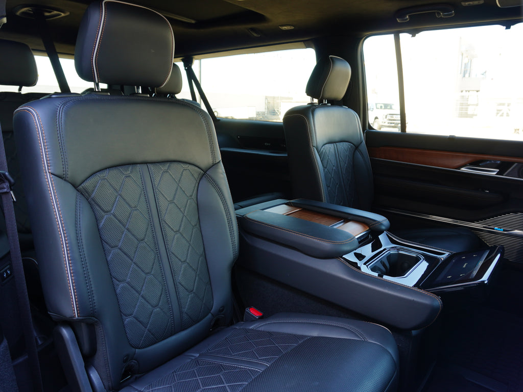 Jeep Grand Wagoneer 4x4 2023 Nacional