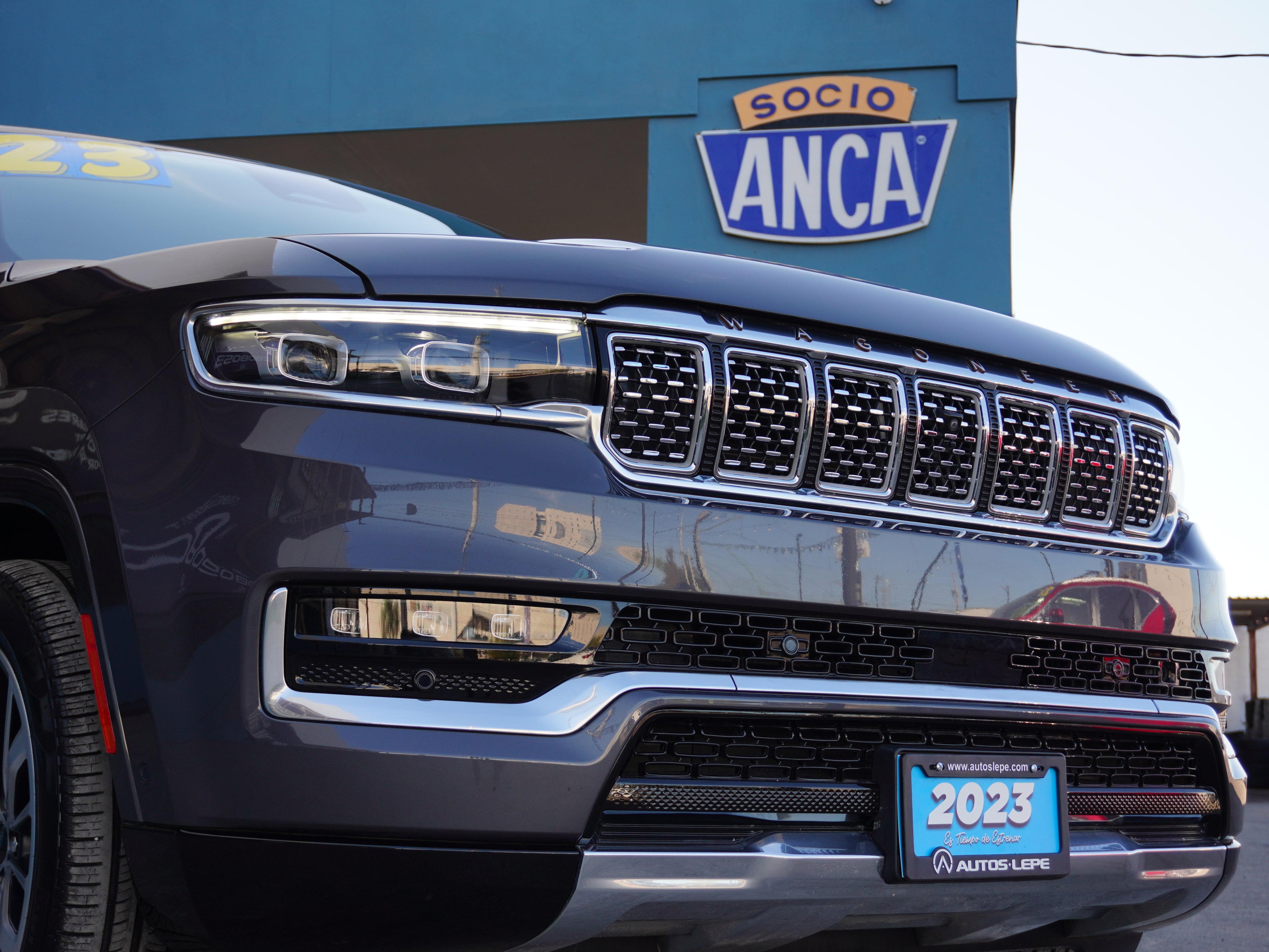 Jeep Grand Wagoneer 4x4 2023 Nacional
