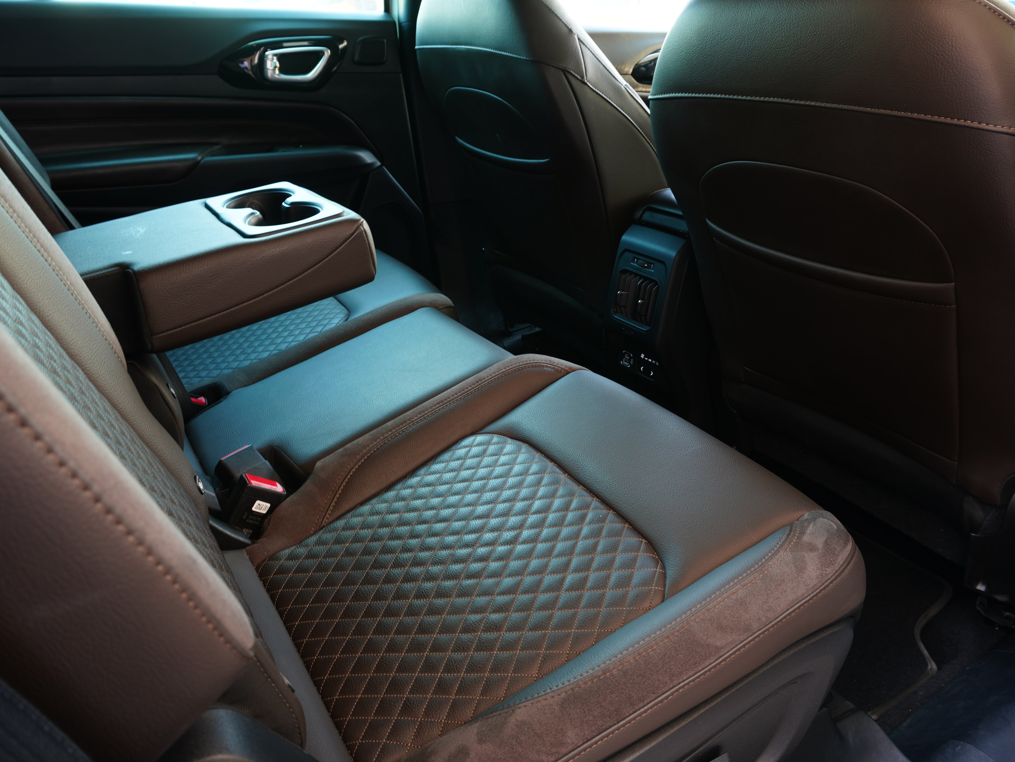Jeep Commander Overlan 2025 Nacional