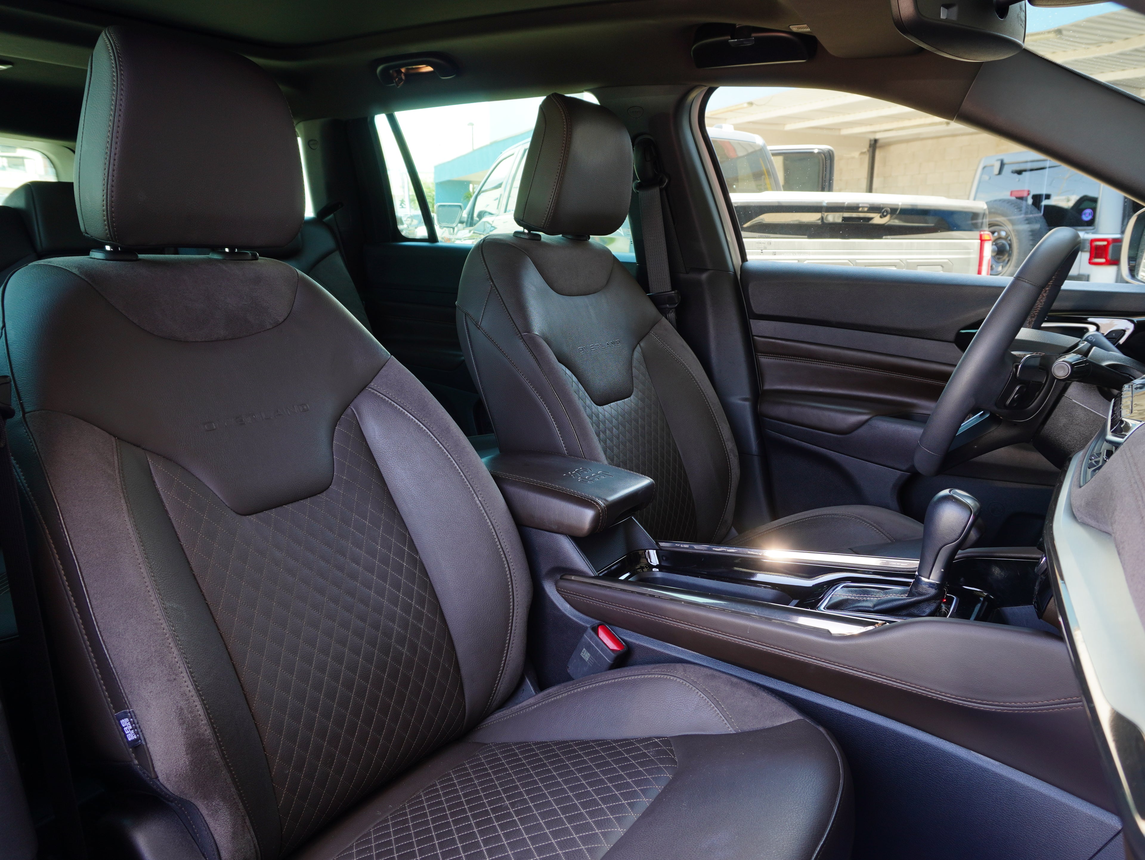 Jeep Commander Overlan 2025 Nacional