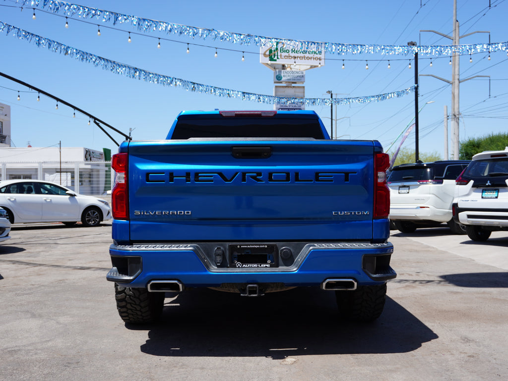 Chevrolet Silverado Custom 4x4 2022 Nacional
