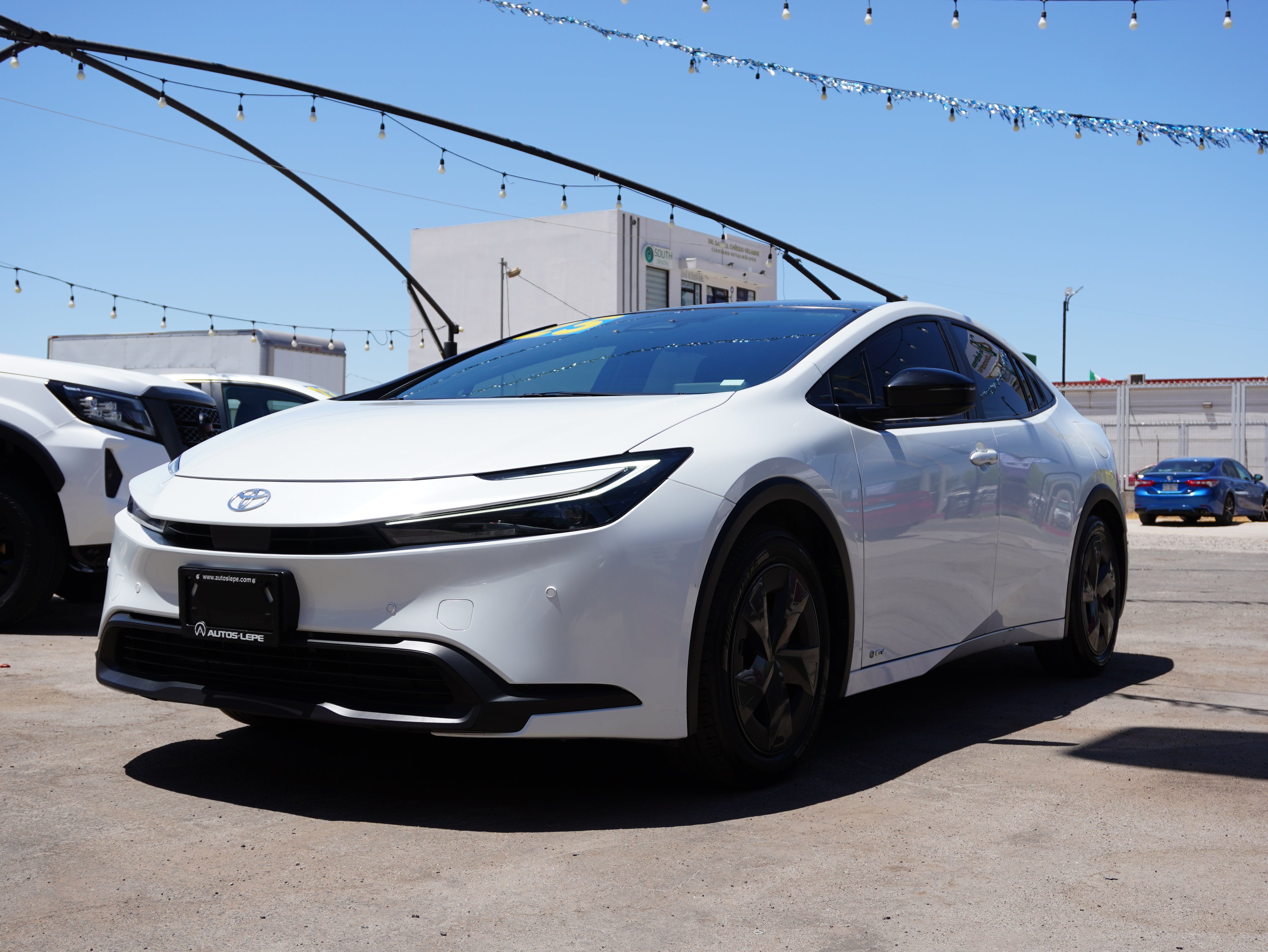Toyota PRIUS Premium HEV 2025