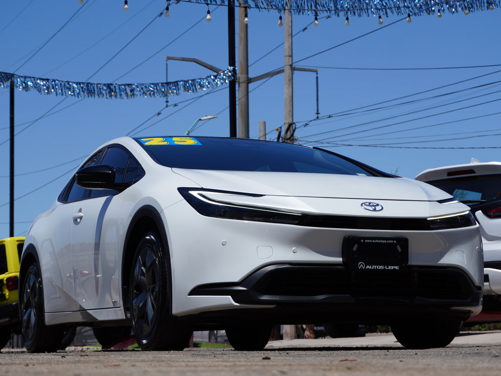 Toyota PRIUS Premium HEV 2025