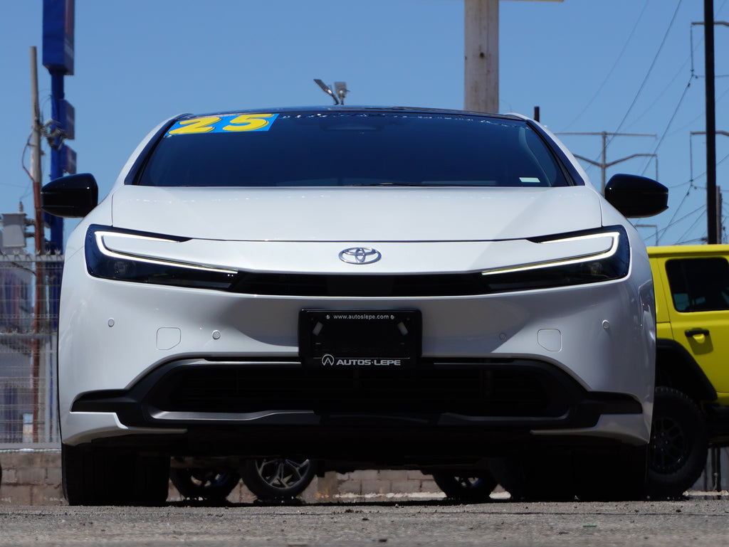 Toyota PRIUS Premium HEV 2025