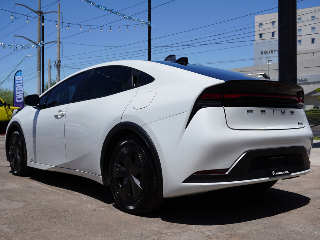 Toyota PRIUS Premium HEV 2025