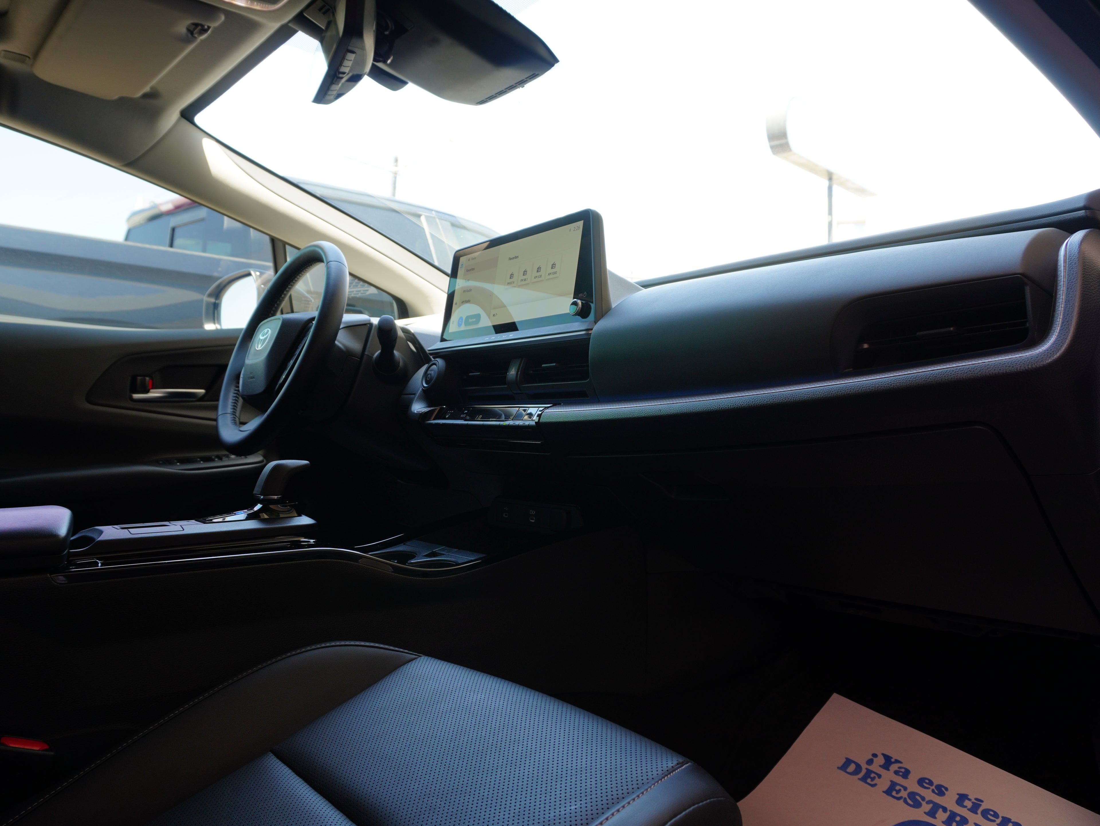 Toyota PRIUS Premium HEV 2025
