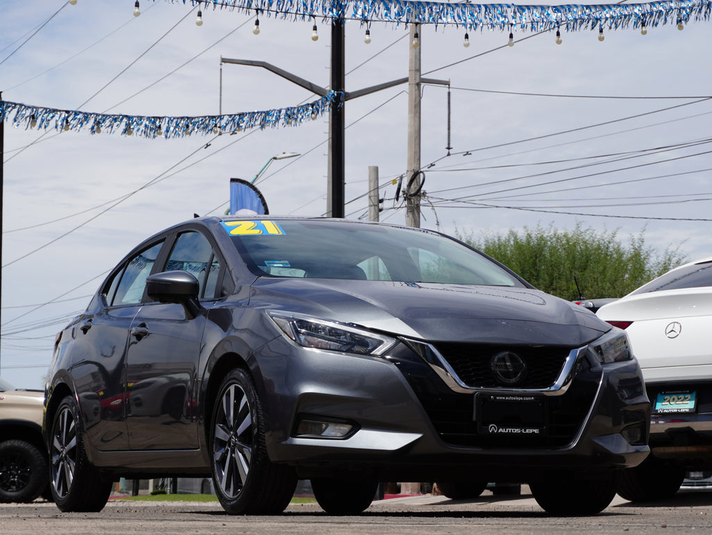 Nissan Versa Platinum 2021 Nacional
