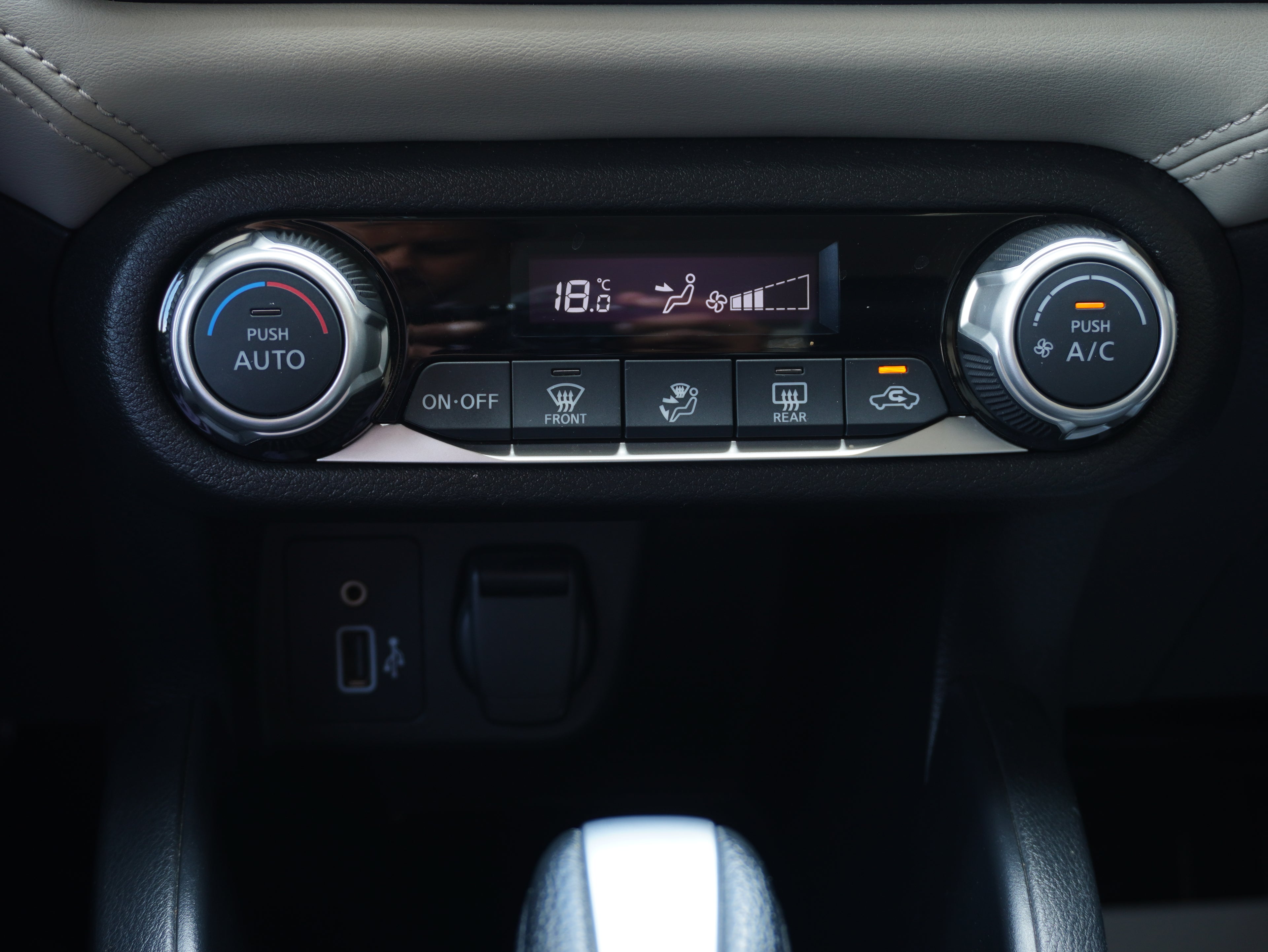 Nissan Versa Platinum 2021 Nacional