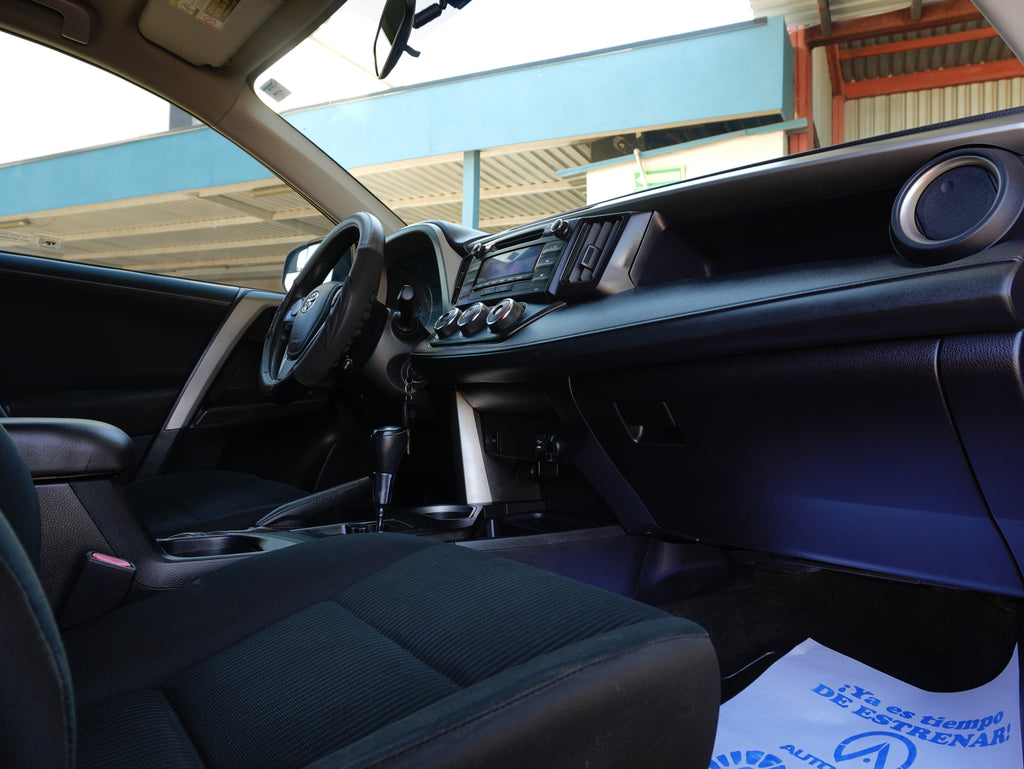 Toyota RAV4 LE 2017 Nacional