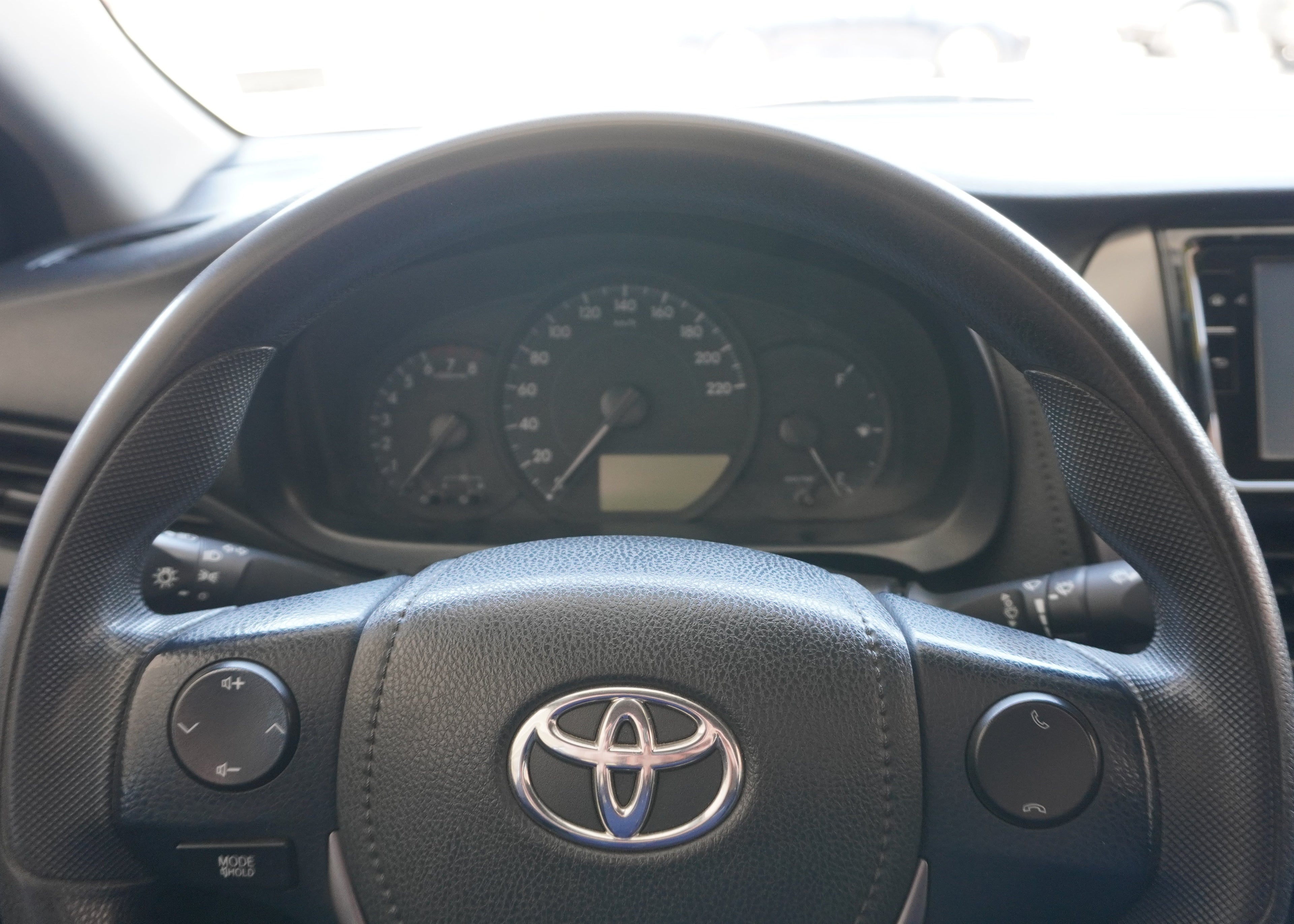Toyota Yaris L 2022 (Manual)