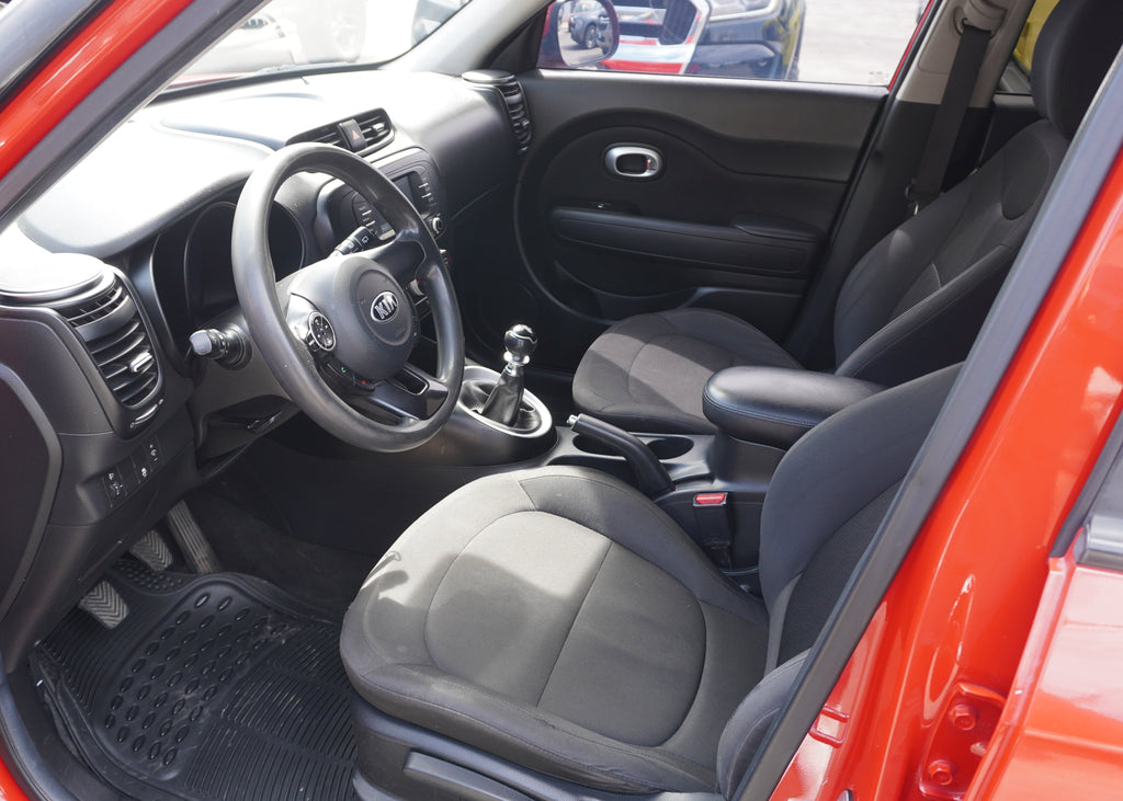 Kia Soul LX 2020 (Manual)