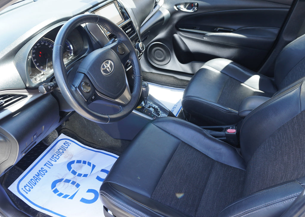 Toyota Yaris S 2021