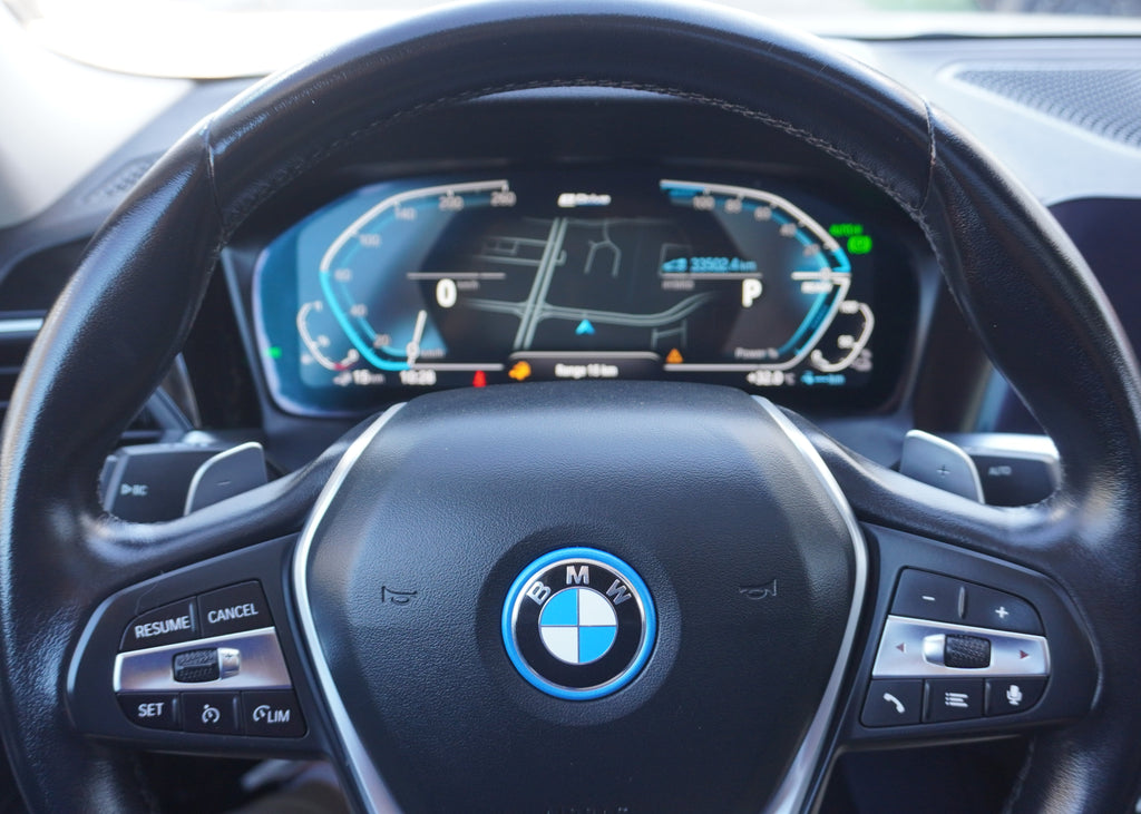 BMW 330e 2022