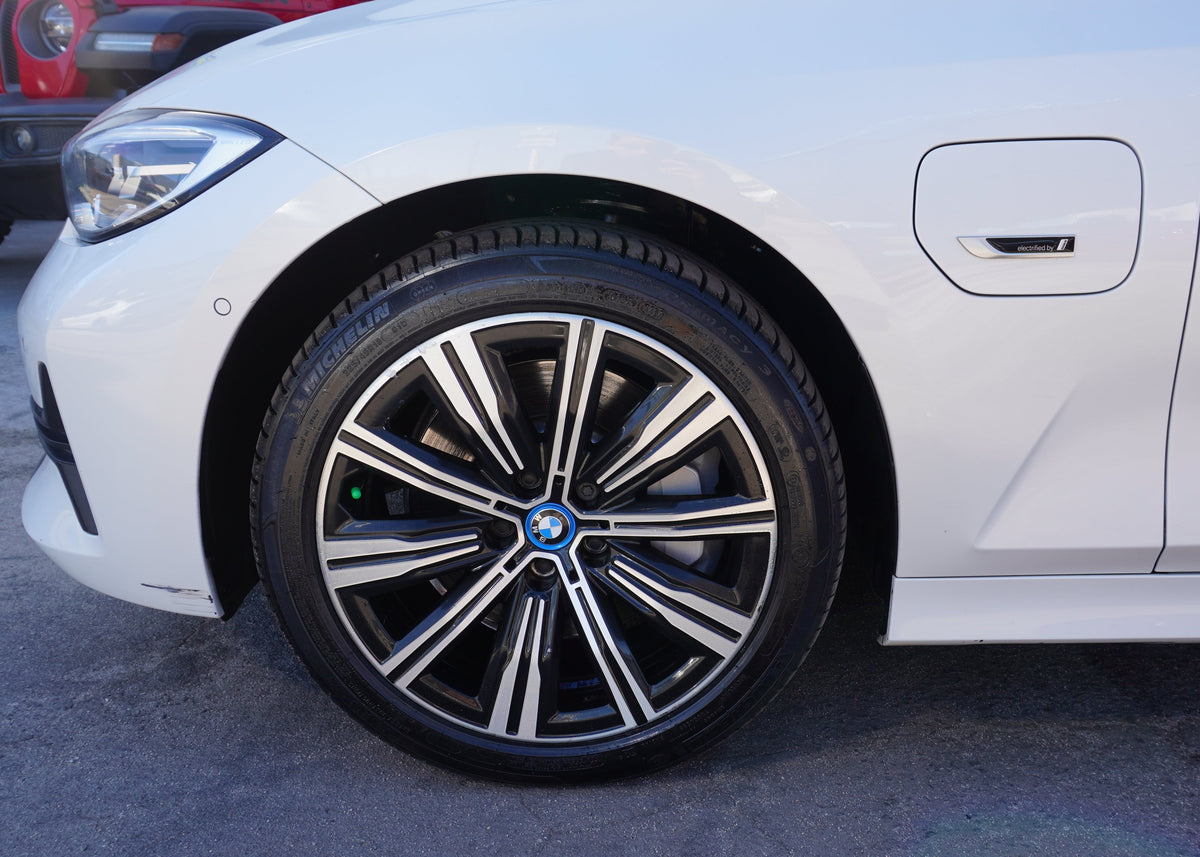 BMW 330e 2022