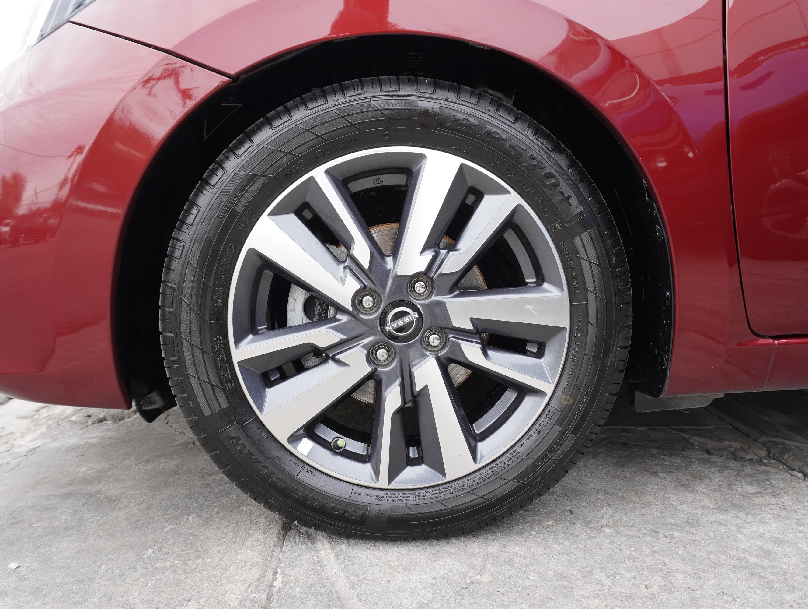 Nissan Versa Advance 2024 🚘✨