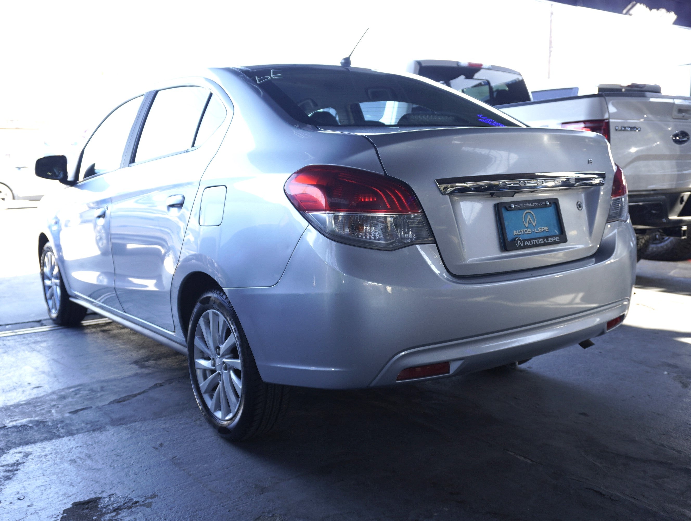 Dodge Attitude SXT 2021