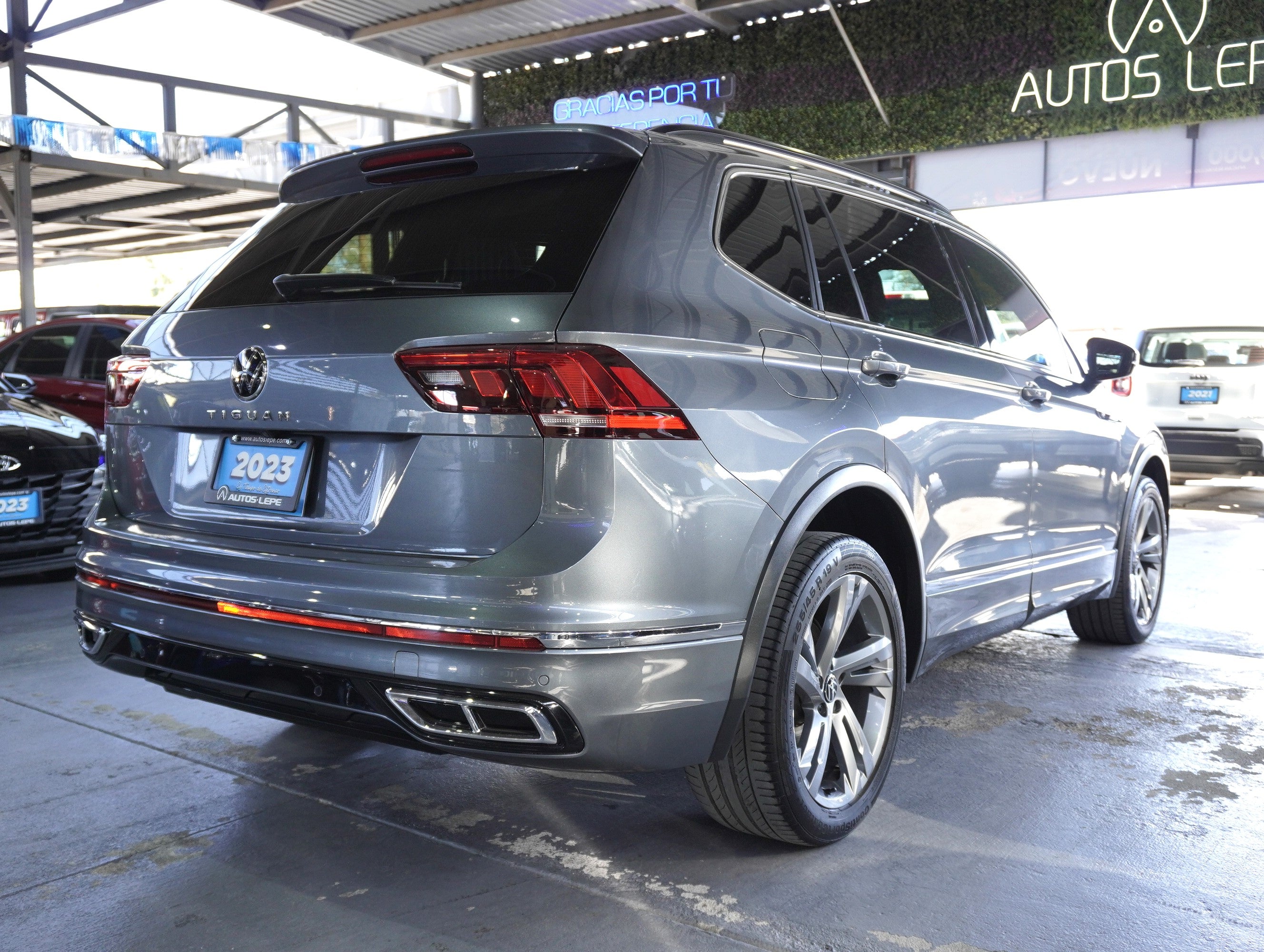 Volkswagen Tiguan Comfortline Paq R-Line 2023 🚙