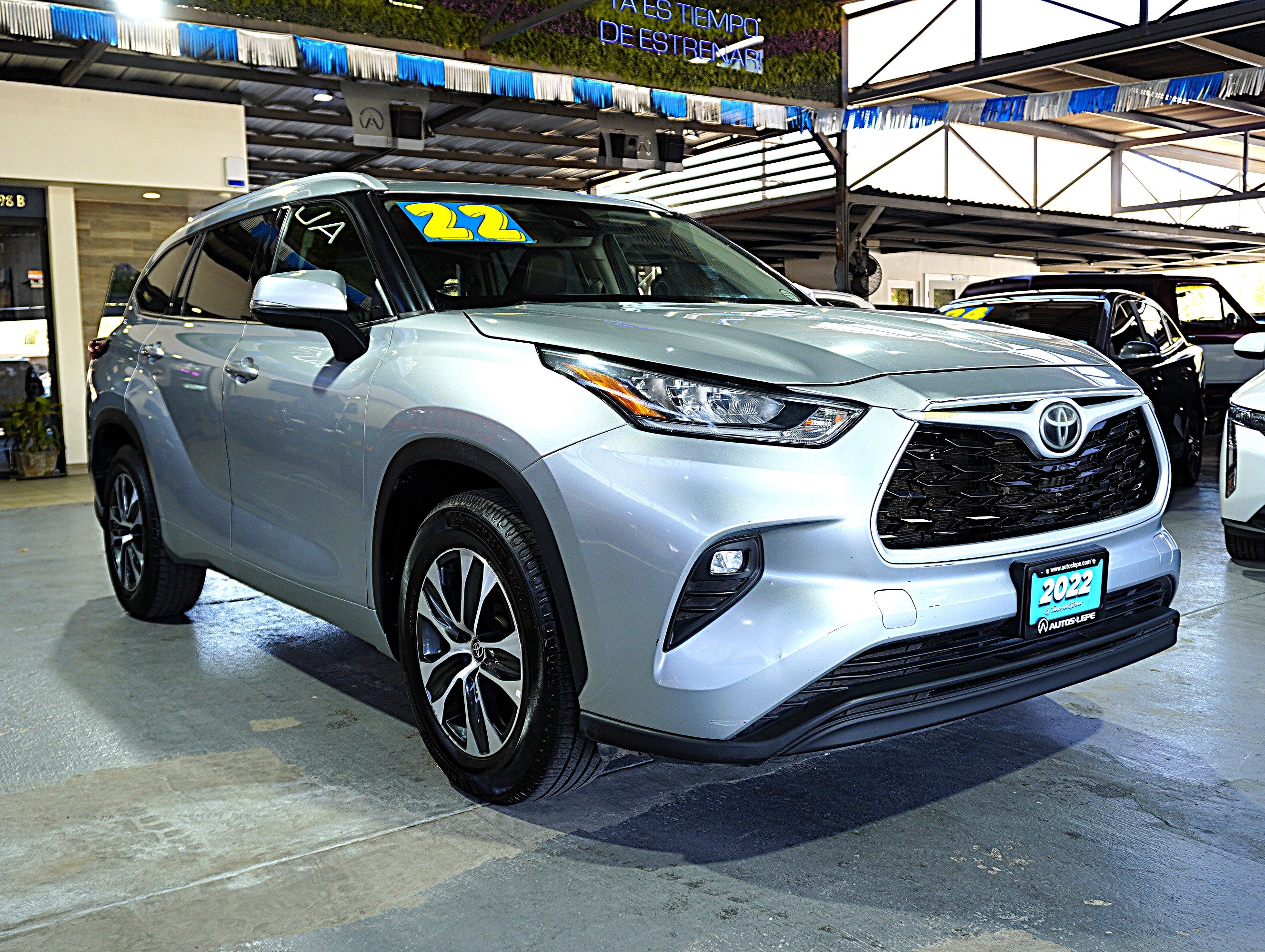 Toyota Highlander XLE 2022