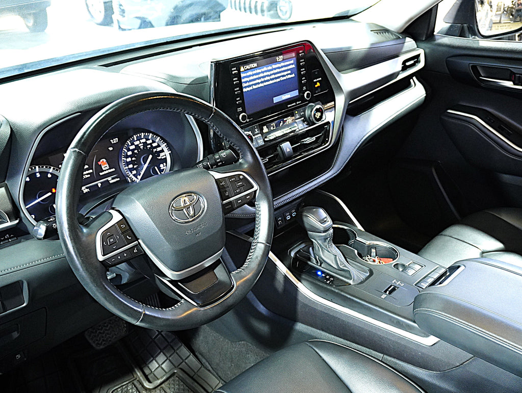 Toyota Highlander XLE 2022