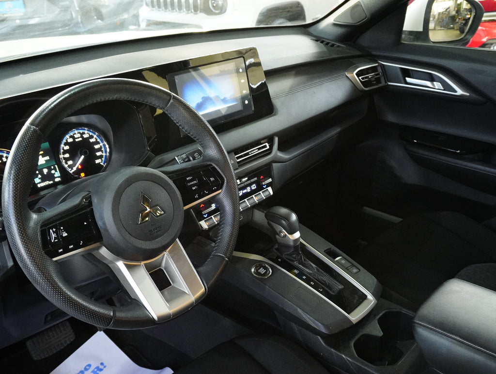 Mitsubishi Outlander Sport SE 2025